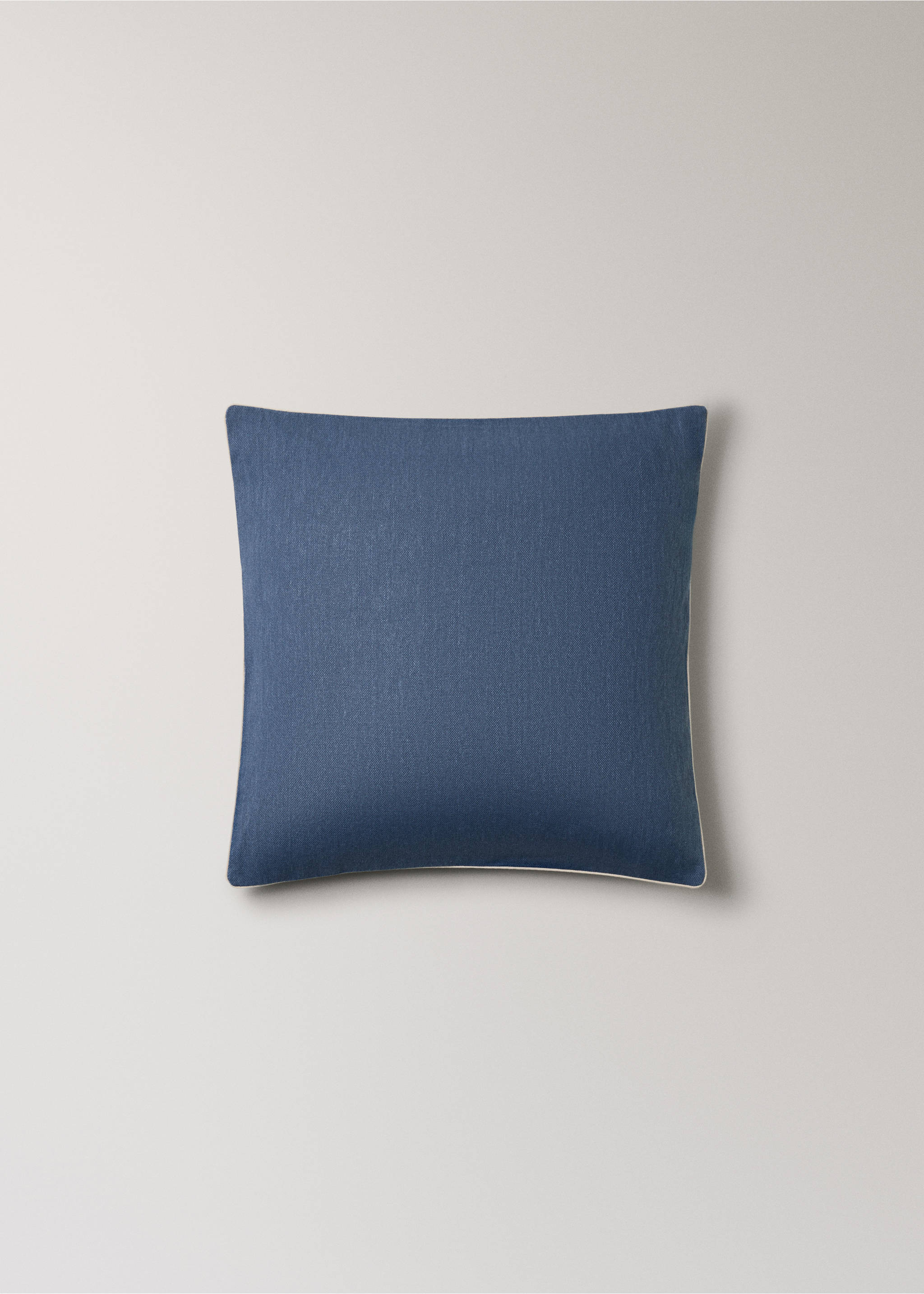 Cotton cushion cover with structure 45x45cm - Article without model, Indigo Blue. Ref: 27013323-00.