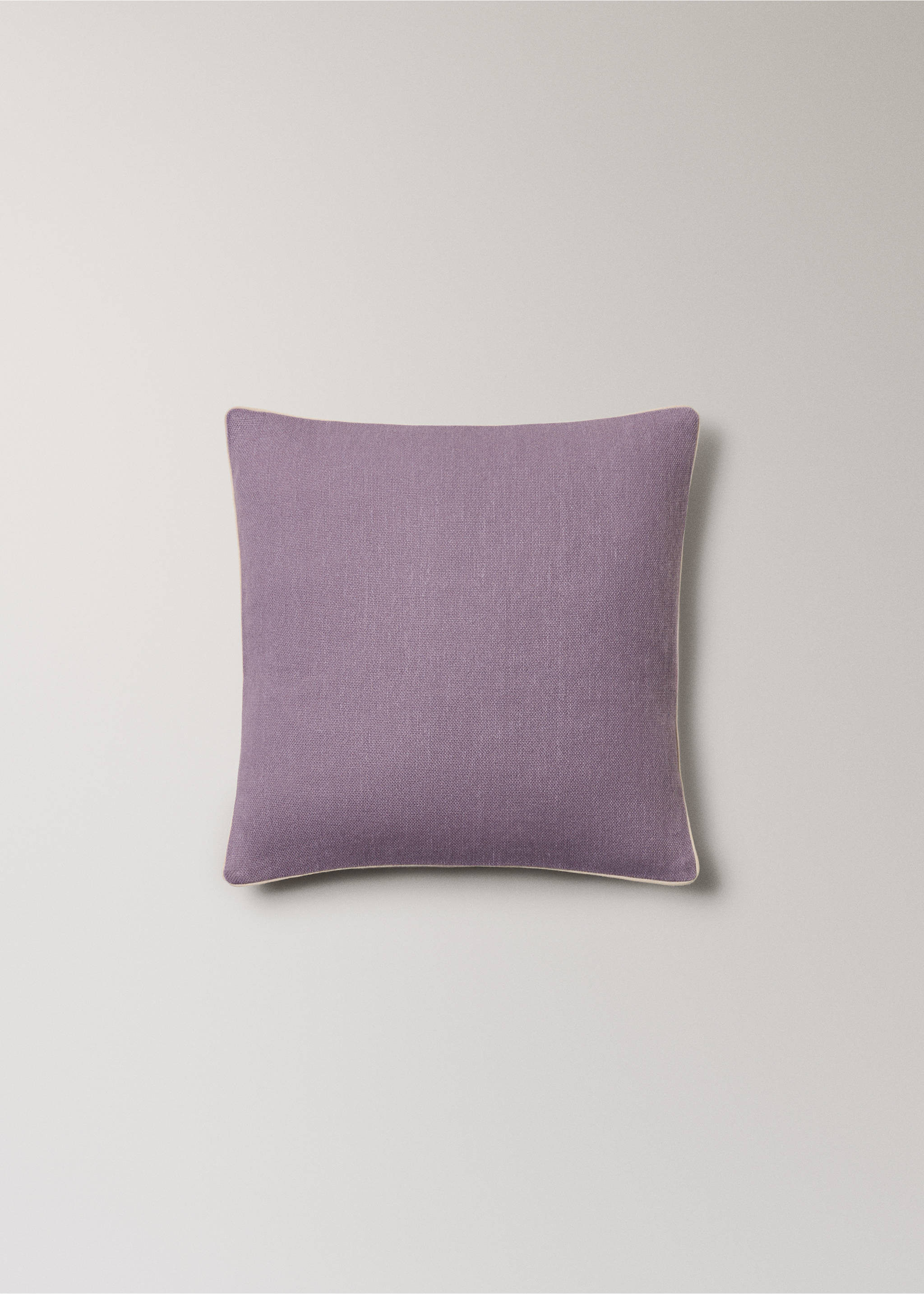 Cotton cushion cover with structure 45x45cm - Article without model, Blackberry. Ref: 27013323-00.