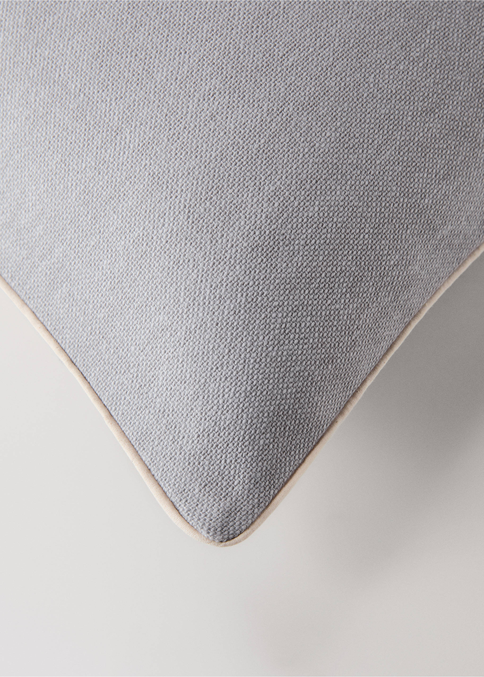 Cotton cushion cover with structure 45x45cm - Details of the article 1, Grey. Ref: 27013323-00.