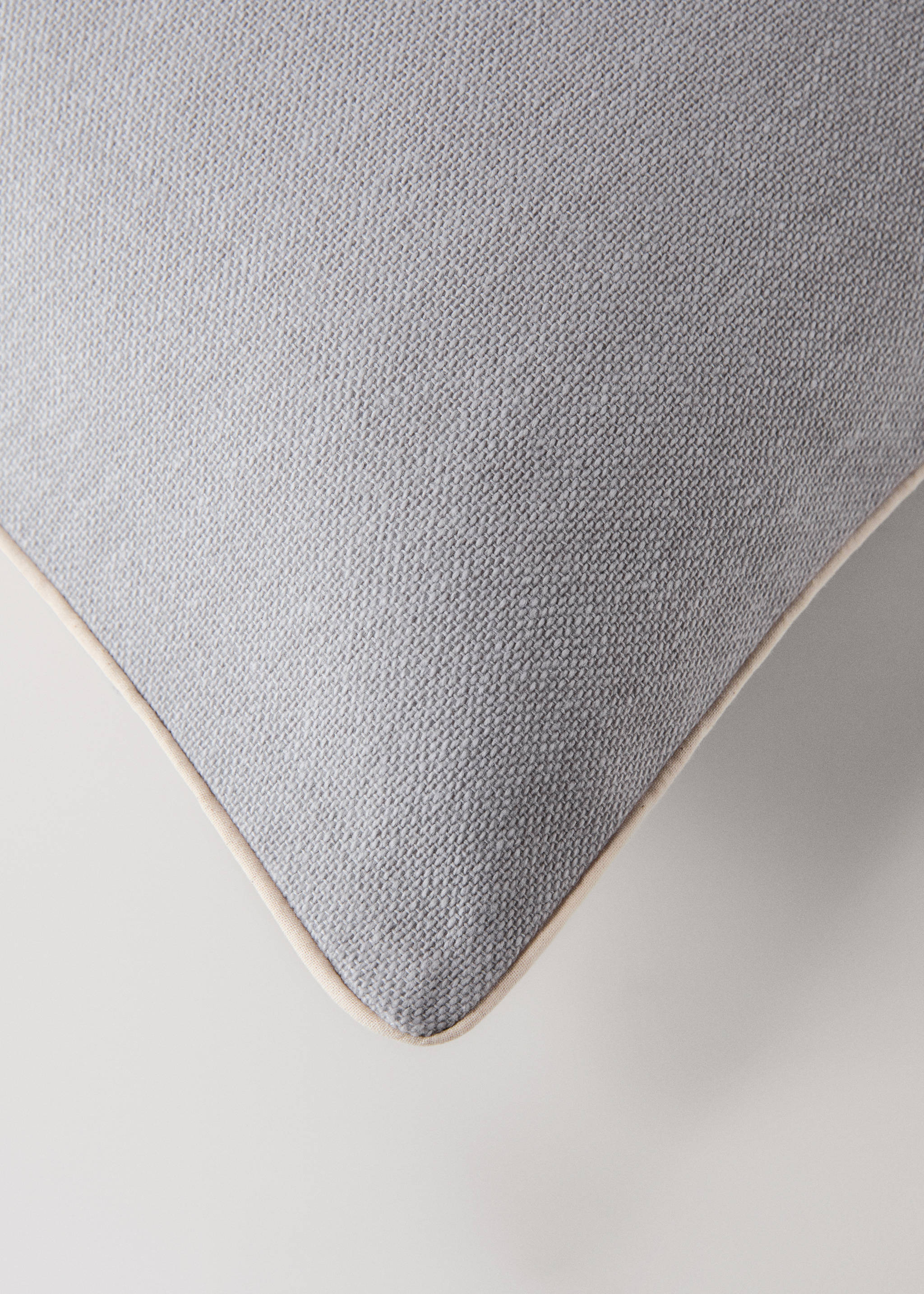 Cotton cushion cover with structure 45x45cm - Details of the article 1
