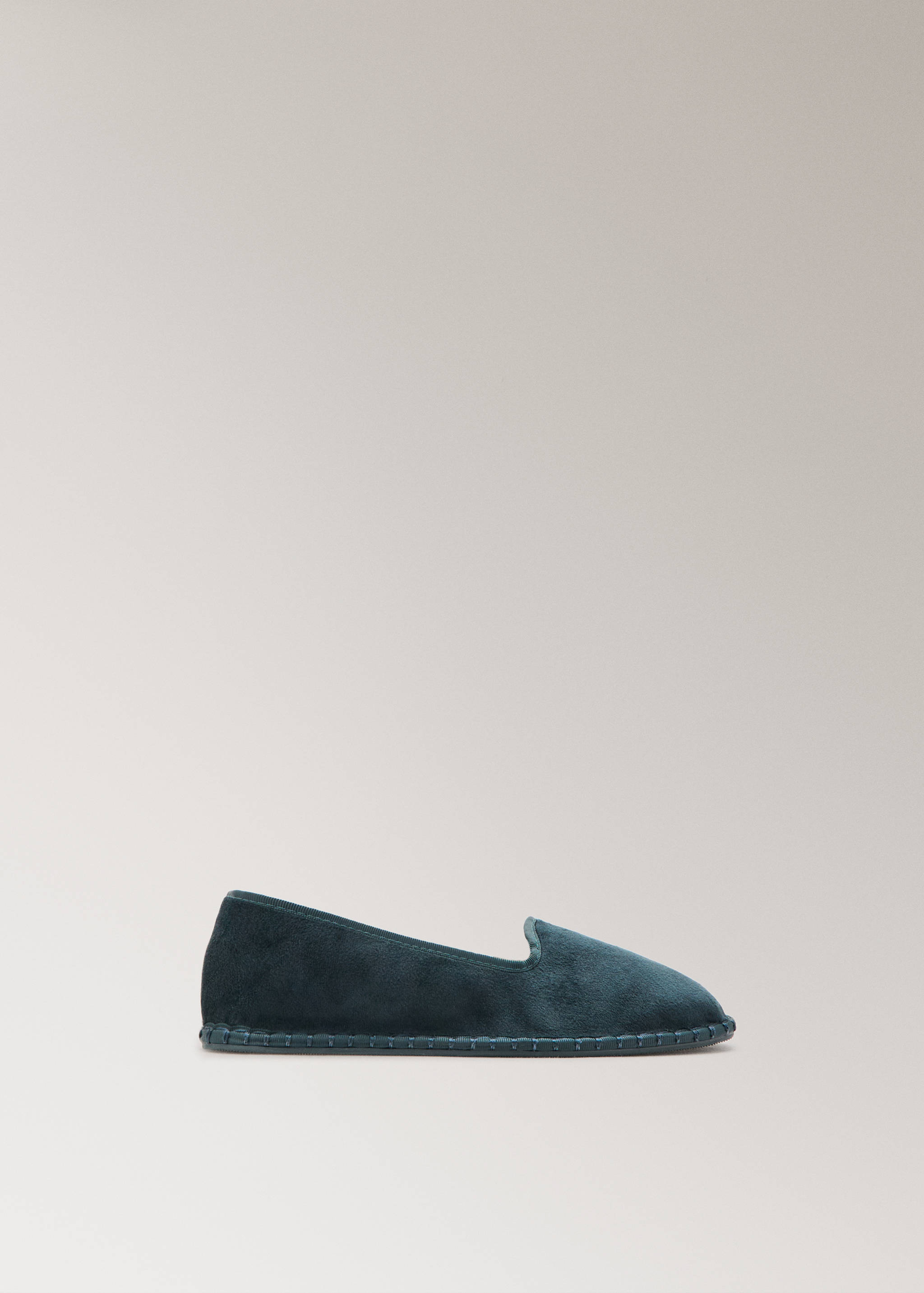 Velour shoes - Article without model