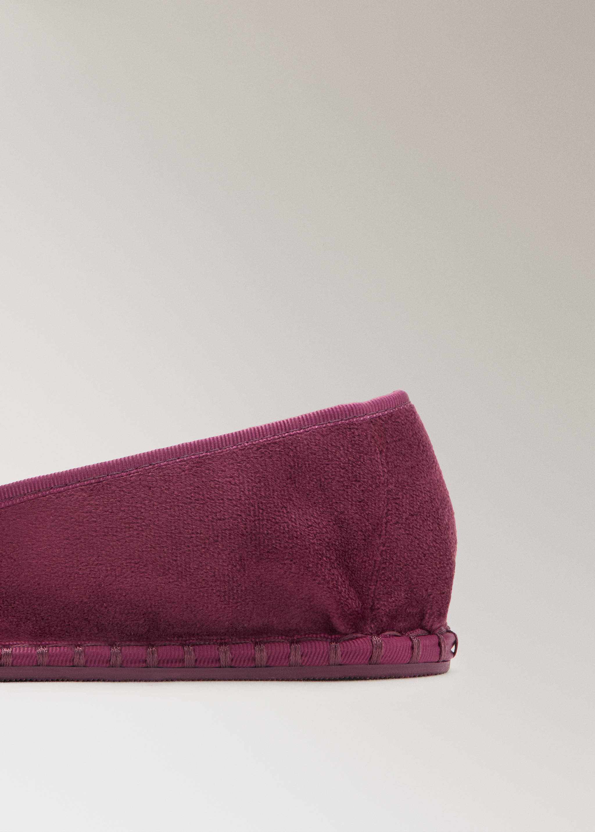 Velour shoes - Details of the article 2