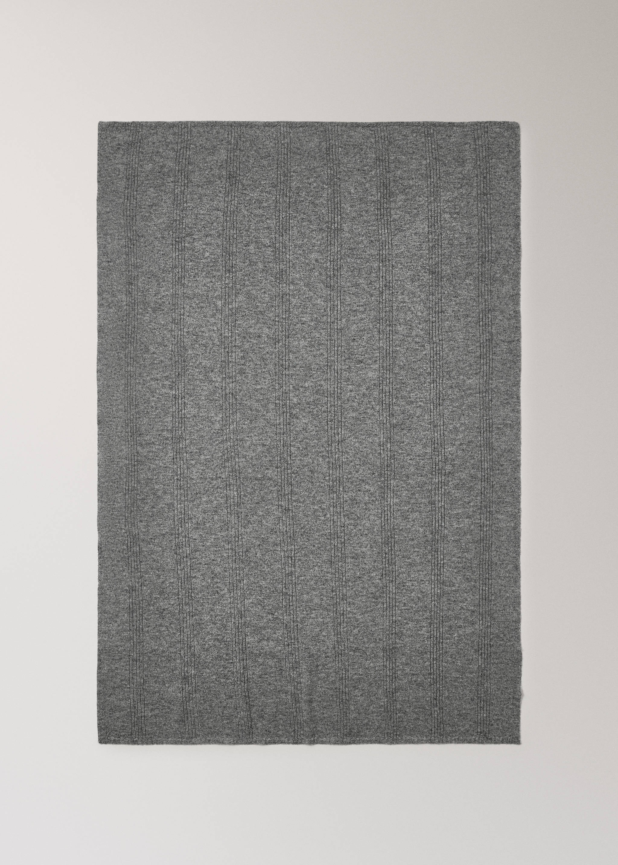 Children's cashmere throw - Details of the article 3