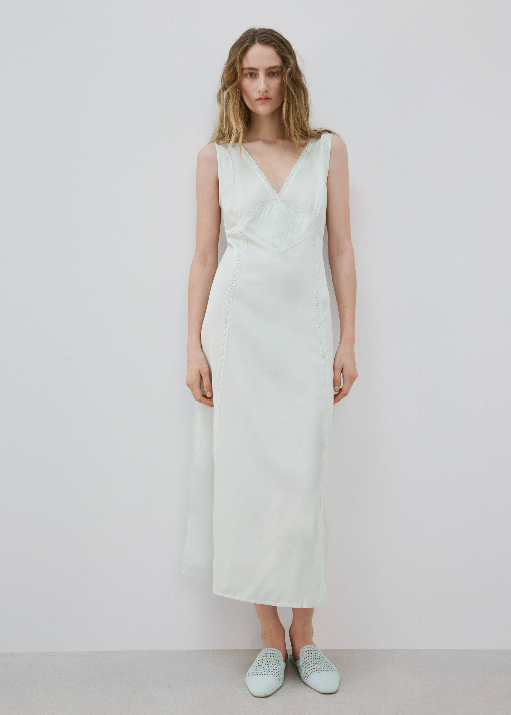 Lace detail nightgown - General plane