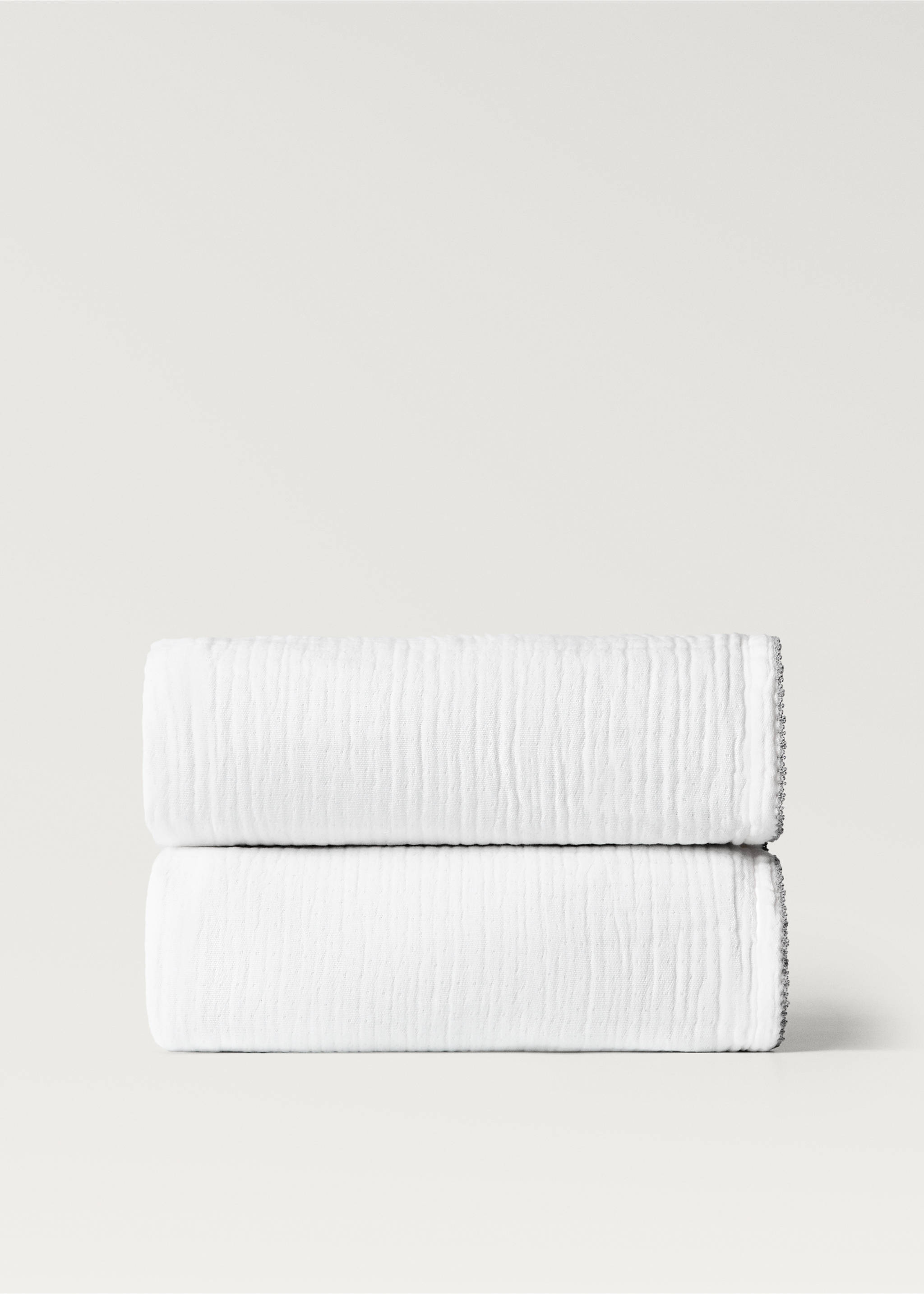 Children's blanket with contrasting finish - Article without model, White. Ref: 27013337-00.