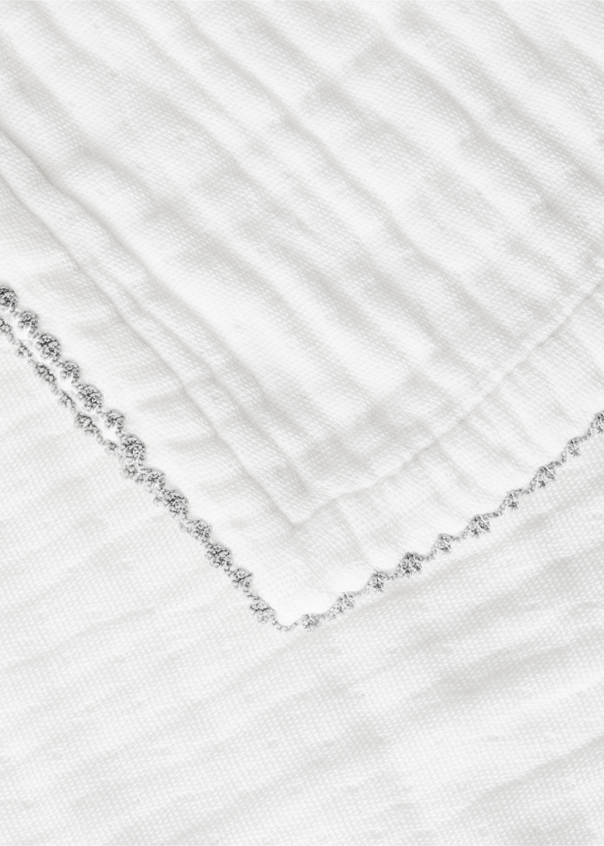 Children's blanket with contrasting finish - Details of the article 1, White. Ref: 27013337-00.