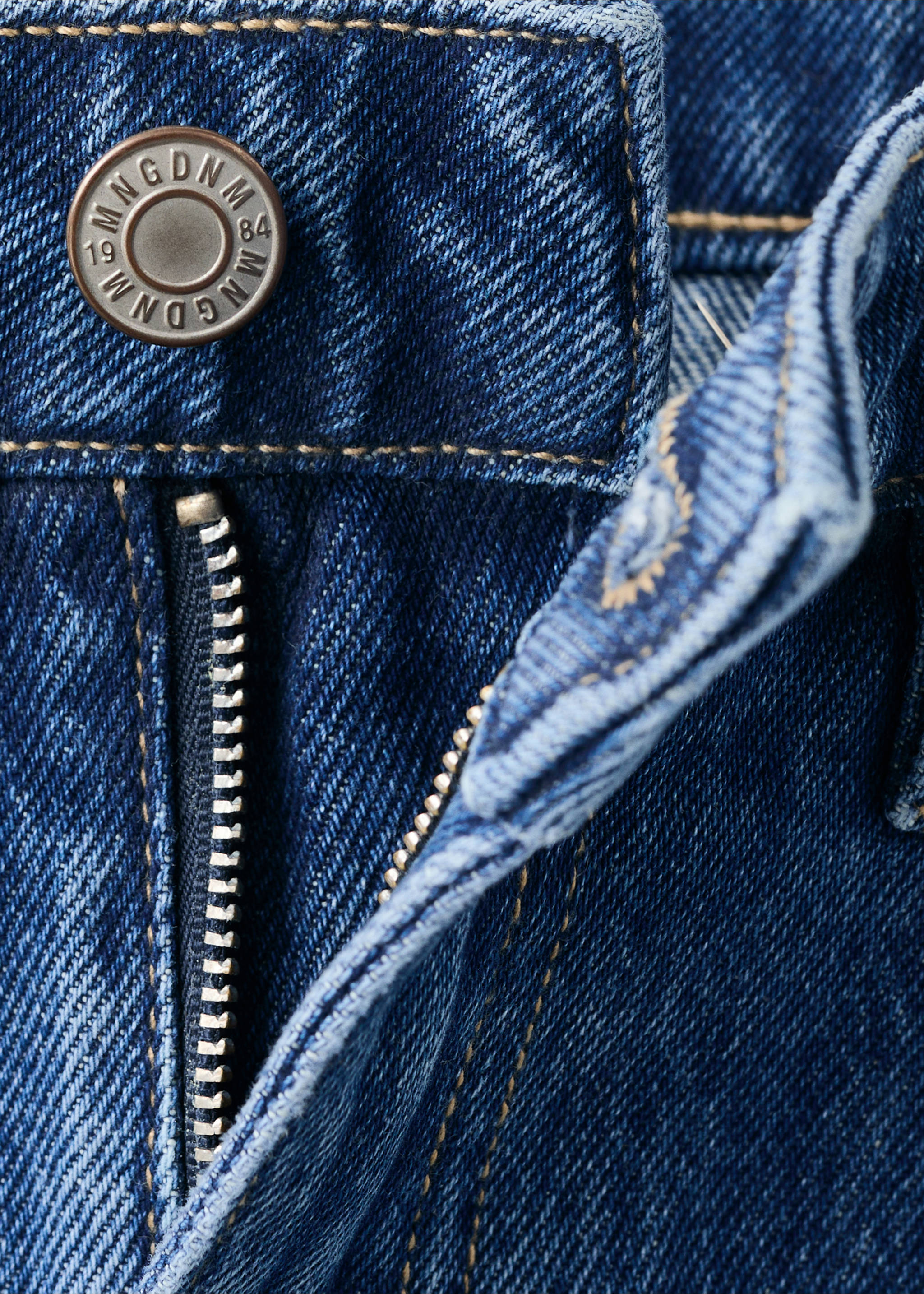 High-waisted barrel jeans - Details of the article 0, Dark Blue. Ref: 27013339-00.