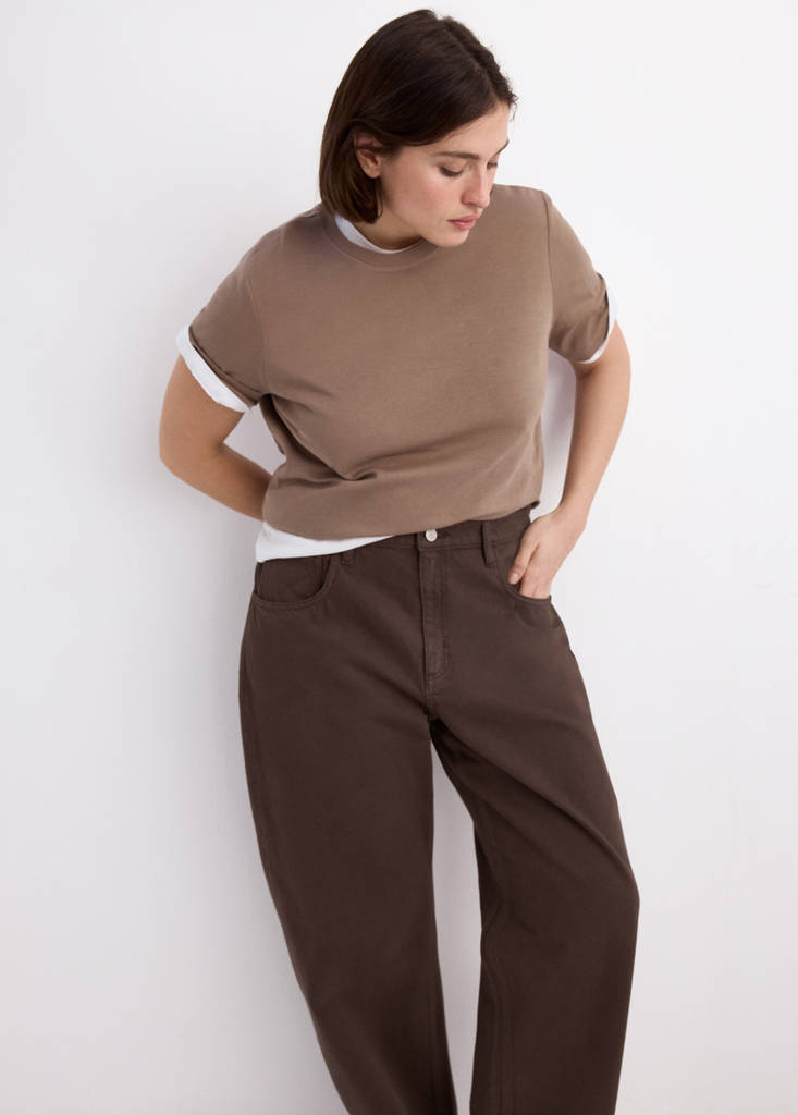 High-waisted barrel jeans — Chocolate