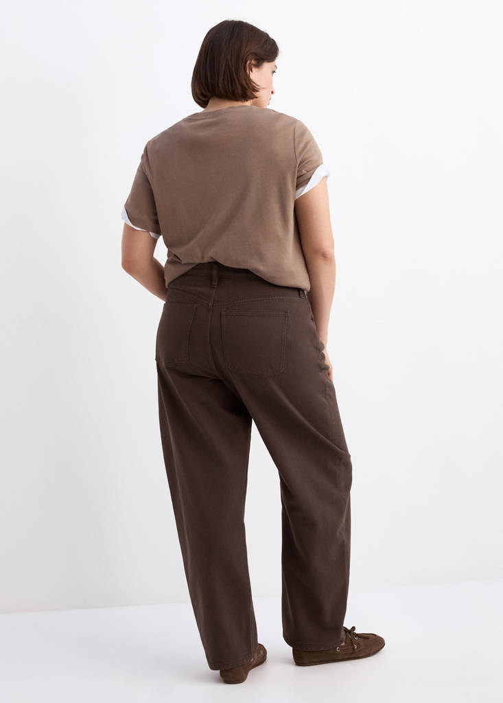 High-waisted barrel jeans — Chocolate