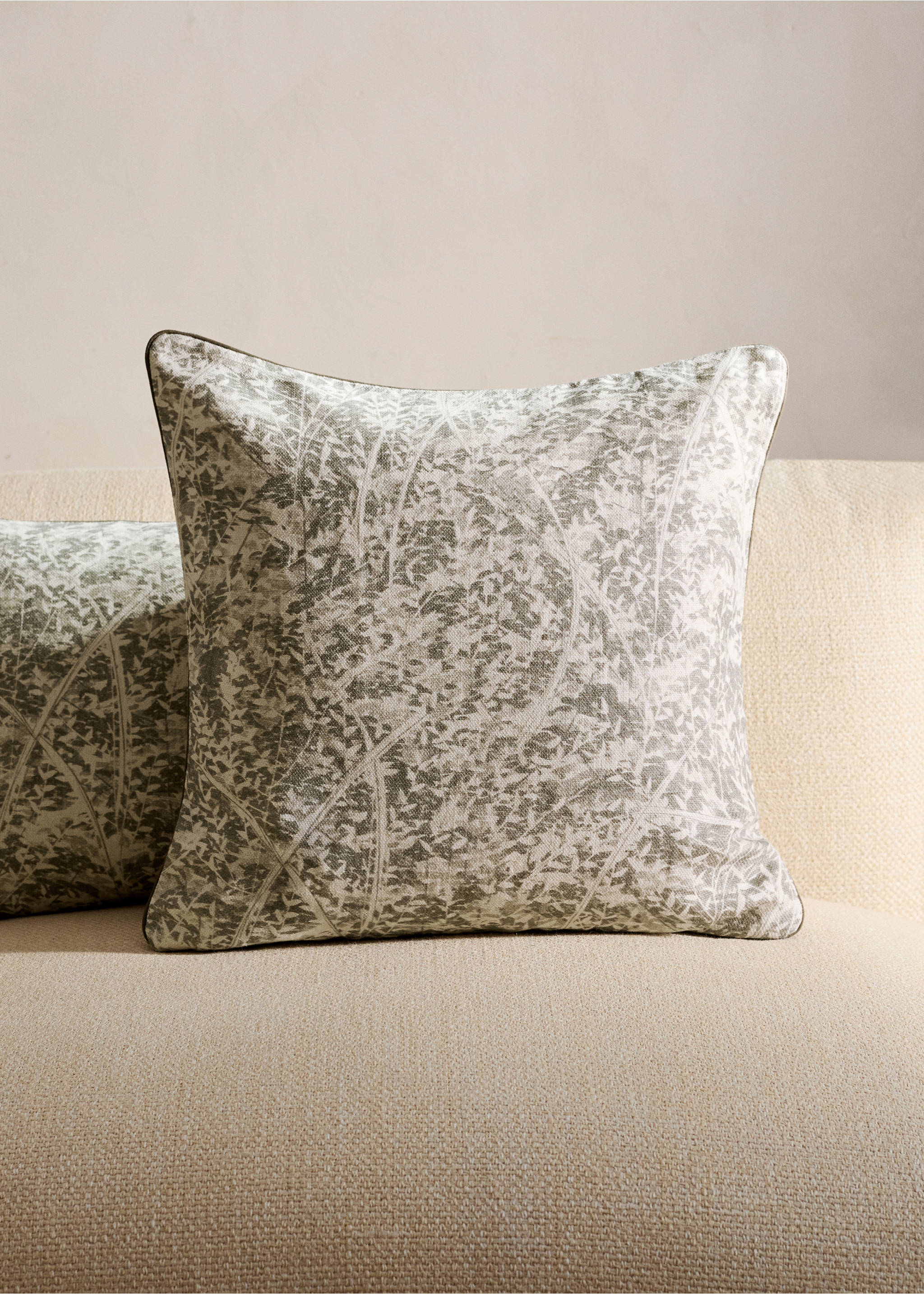 Printed linen cushion cover 50x50 cm - General plane, Medium Brown. Ref: 27013344-00.