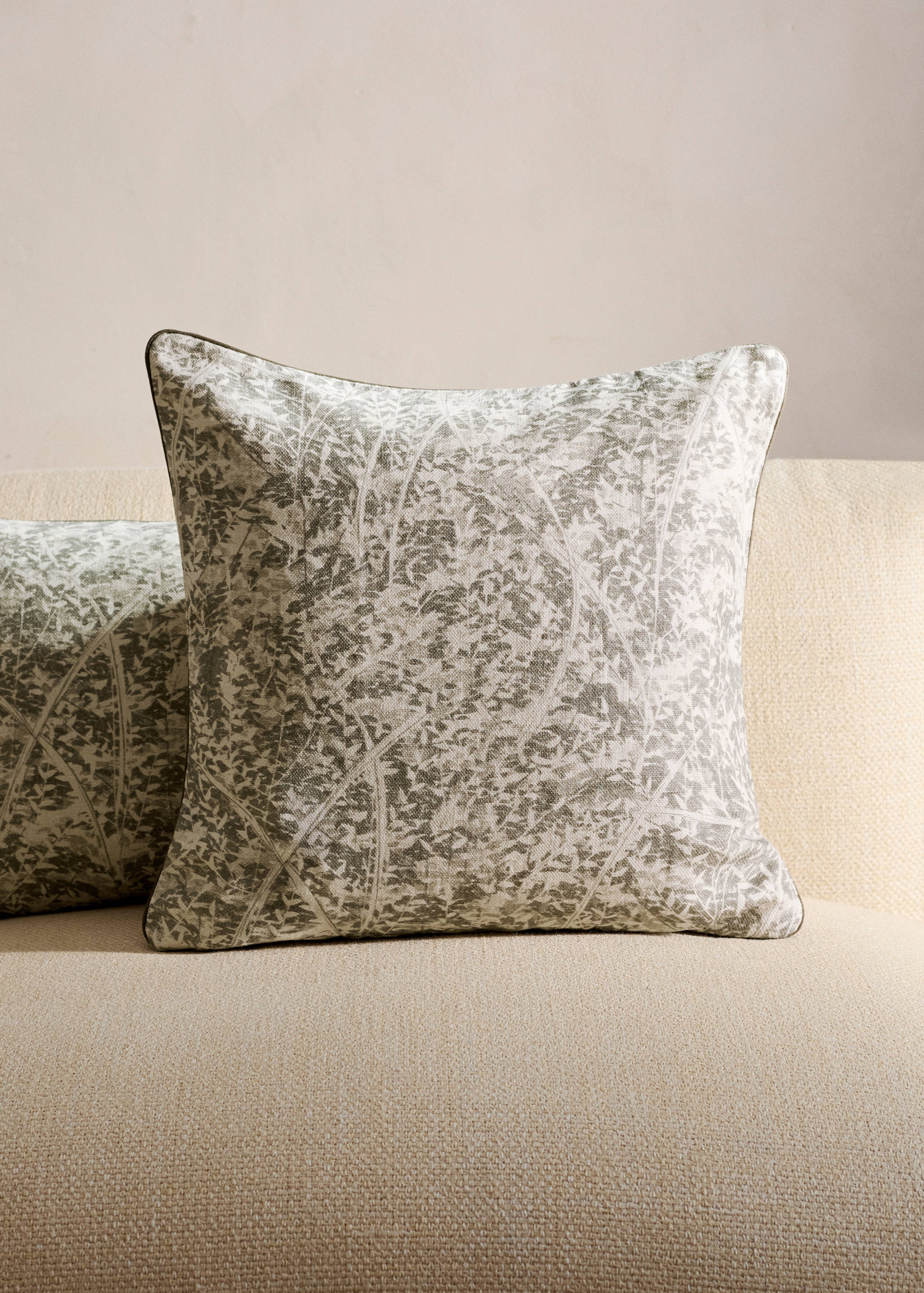 Printed linen cushion cover 50x50 cm - General plane