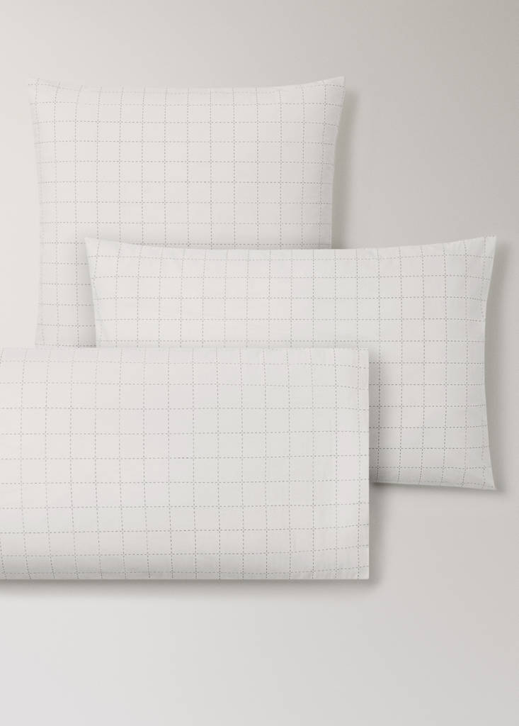 Two percale cotton pillowcases with quilted checks 50x75 cm — Off White
