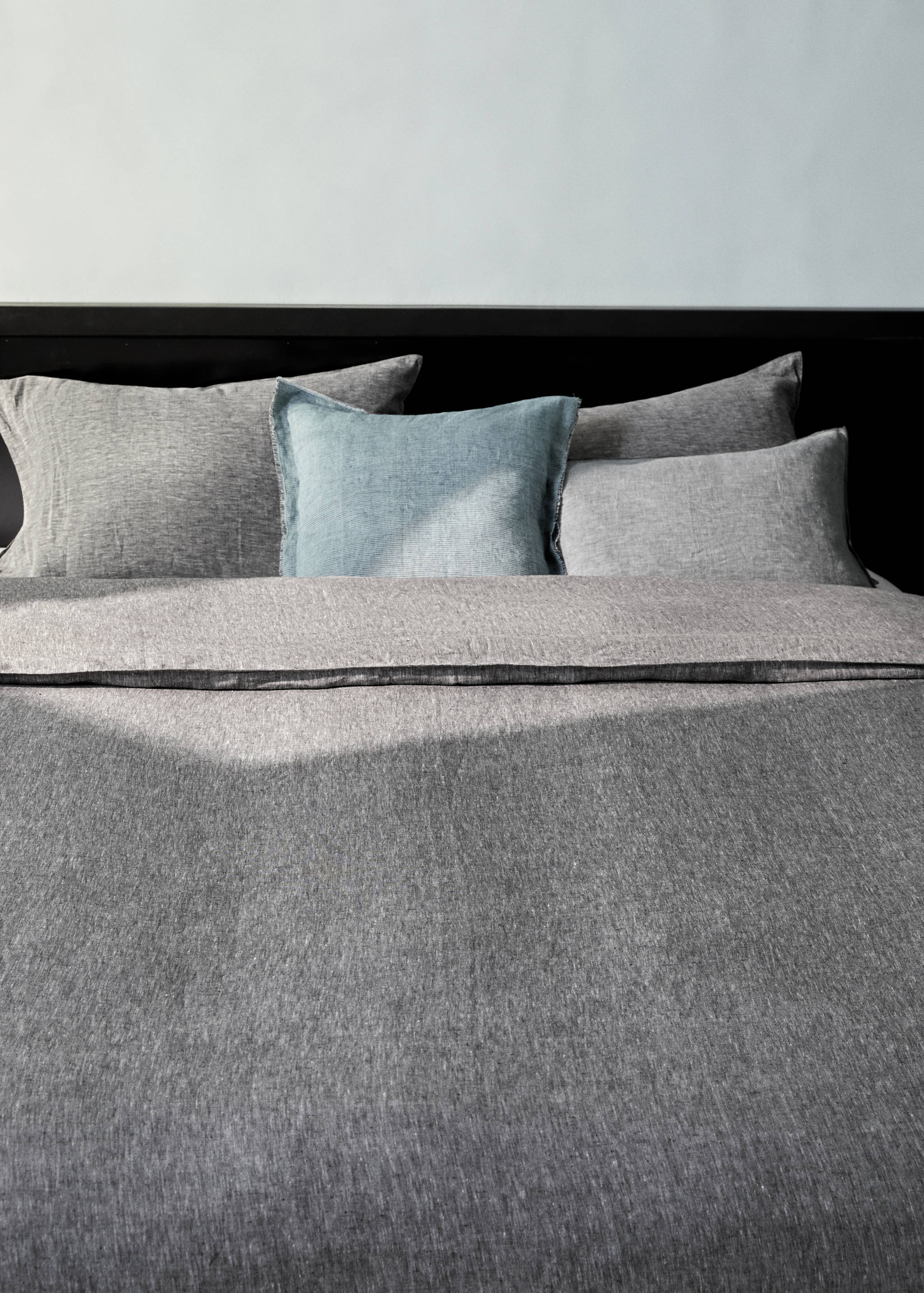 Yarn-dyed linen duvet cover for 90-cm bed - Details of the article 7