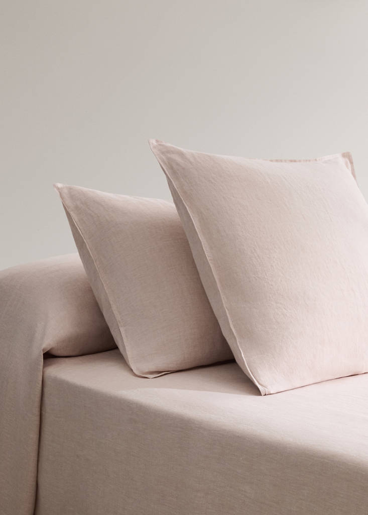Two 100% linen melange pillowcases 60x60 cm — Pale Pink