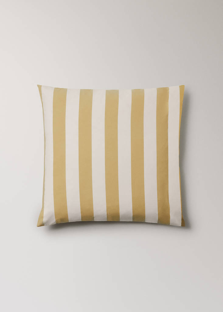 Two 200-thread count cotton percale pillowcases with wide stripe pattern 60x60 cm — Mustard