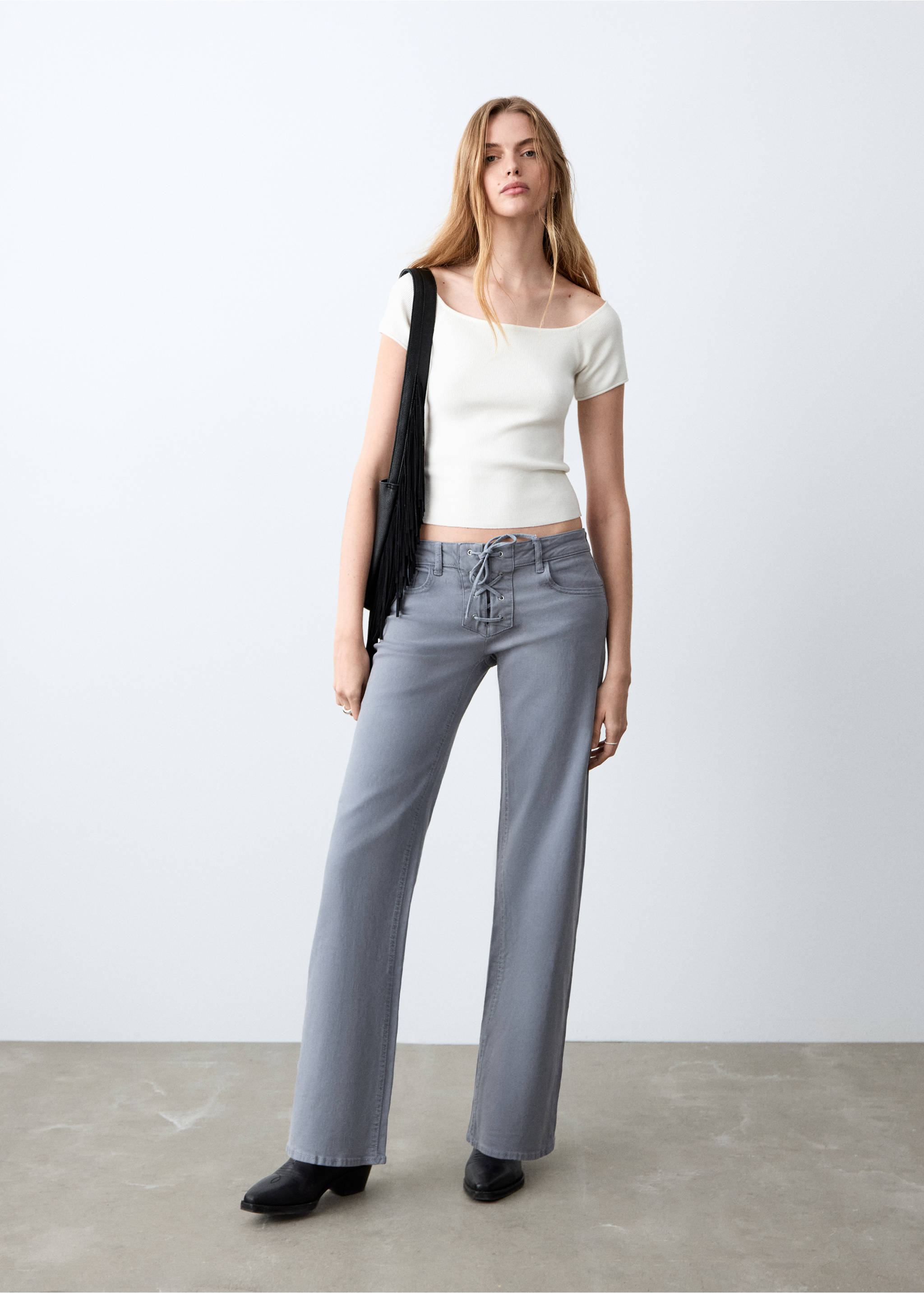 Укороченный приталенный топ - Общий план, Грязно-белый. Ref: 27014051-00.