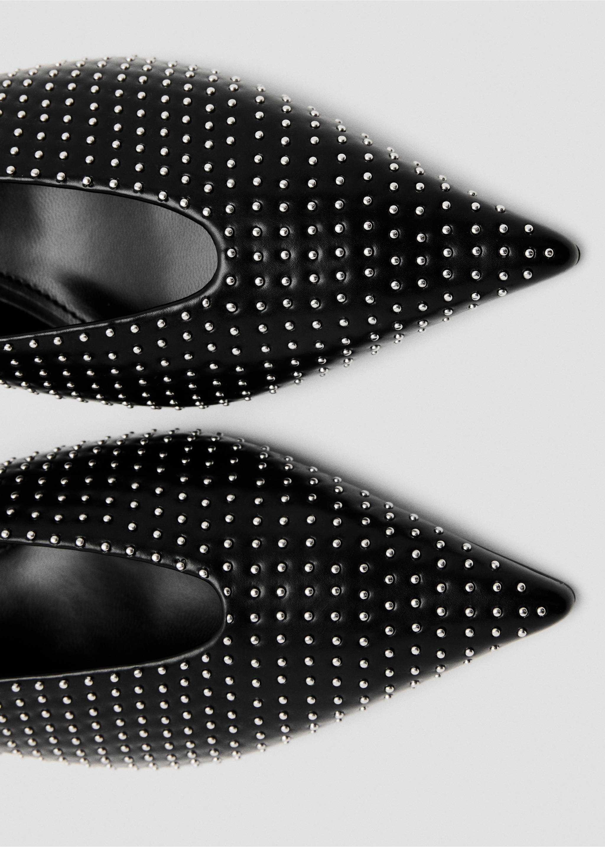 Studded high-heeled shoe - Details of the article 2, Black. Ref: 27014053-00.