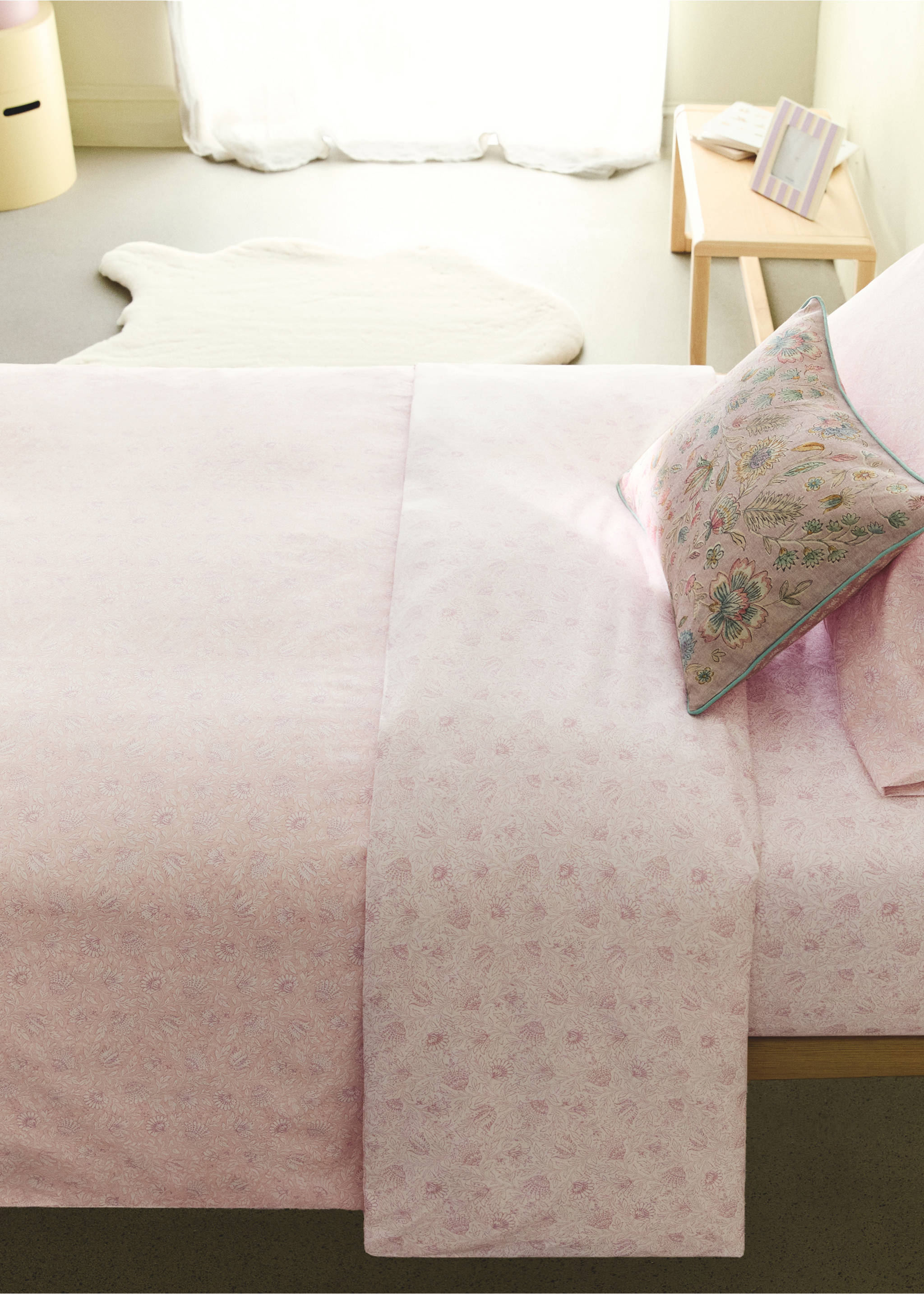 Bettbezug aus Baumwoll-Perkal mit Palmen für 90 cm Bett - Allgemeine Ansicht, Pastellrosa. Ref: 27014068-00.