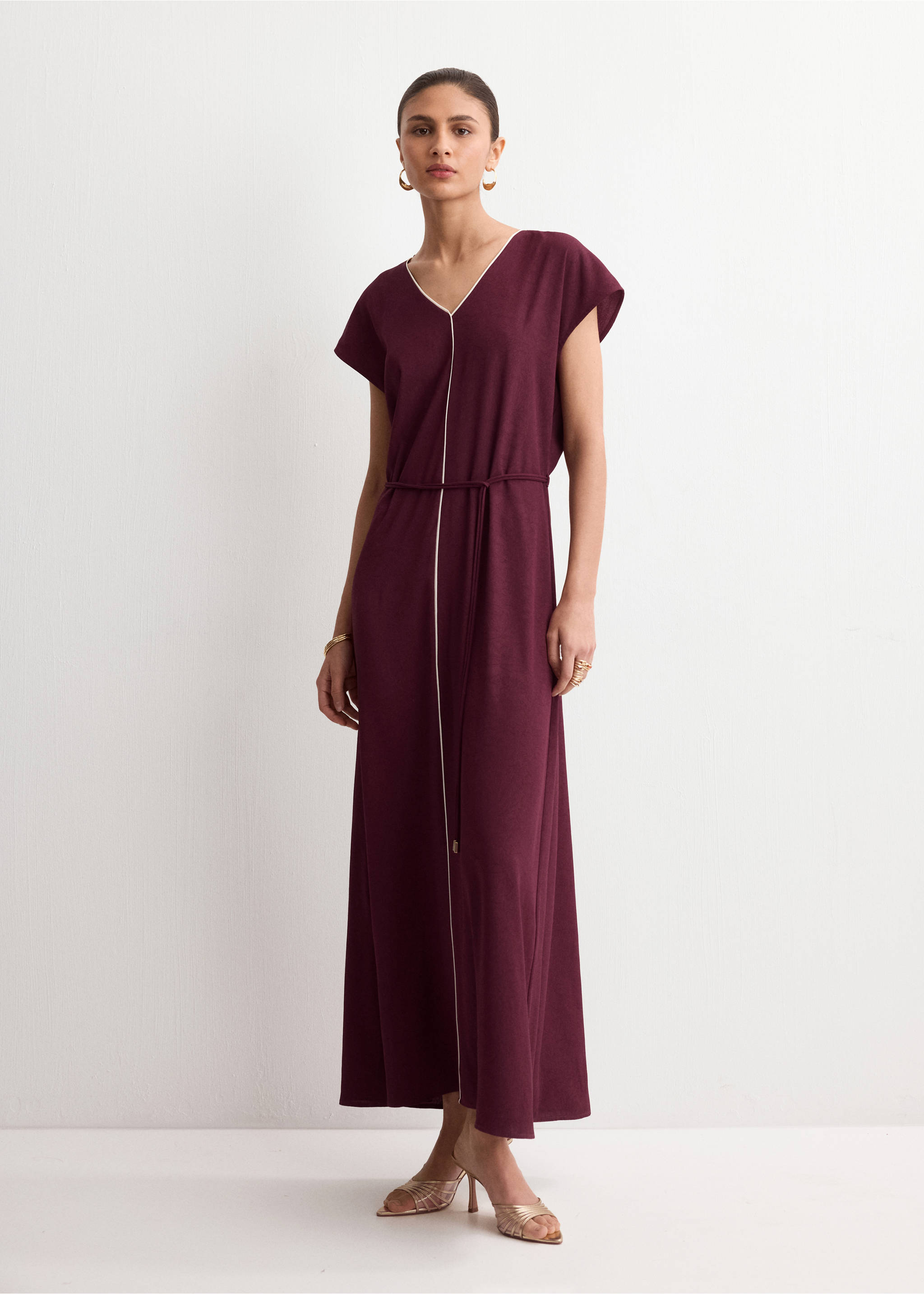 Belt detail dress - General plane, Cherry. Ref: 27014081-00.