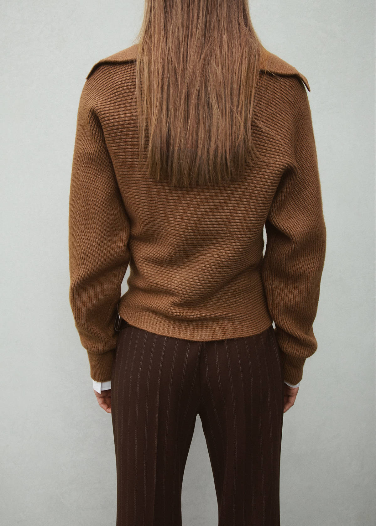 V-neck knit sweater — Tobacco Brown