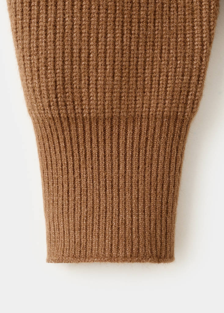 V-neck knit sweater — Tobacco Brown
