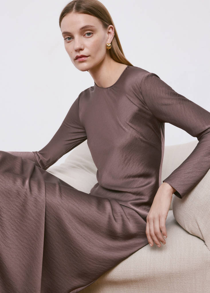 Long satin textured dress
