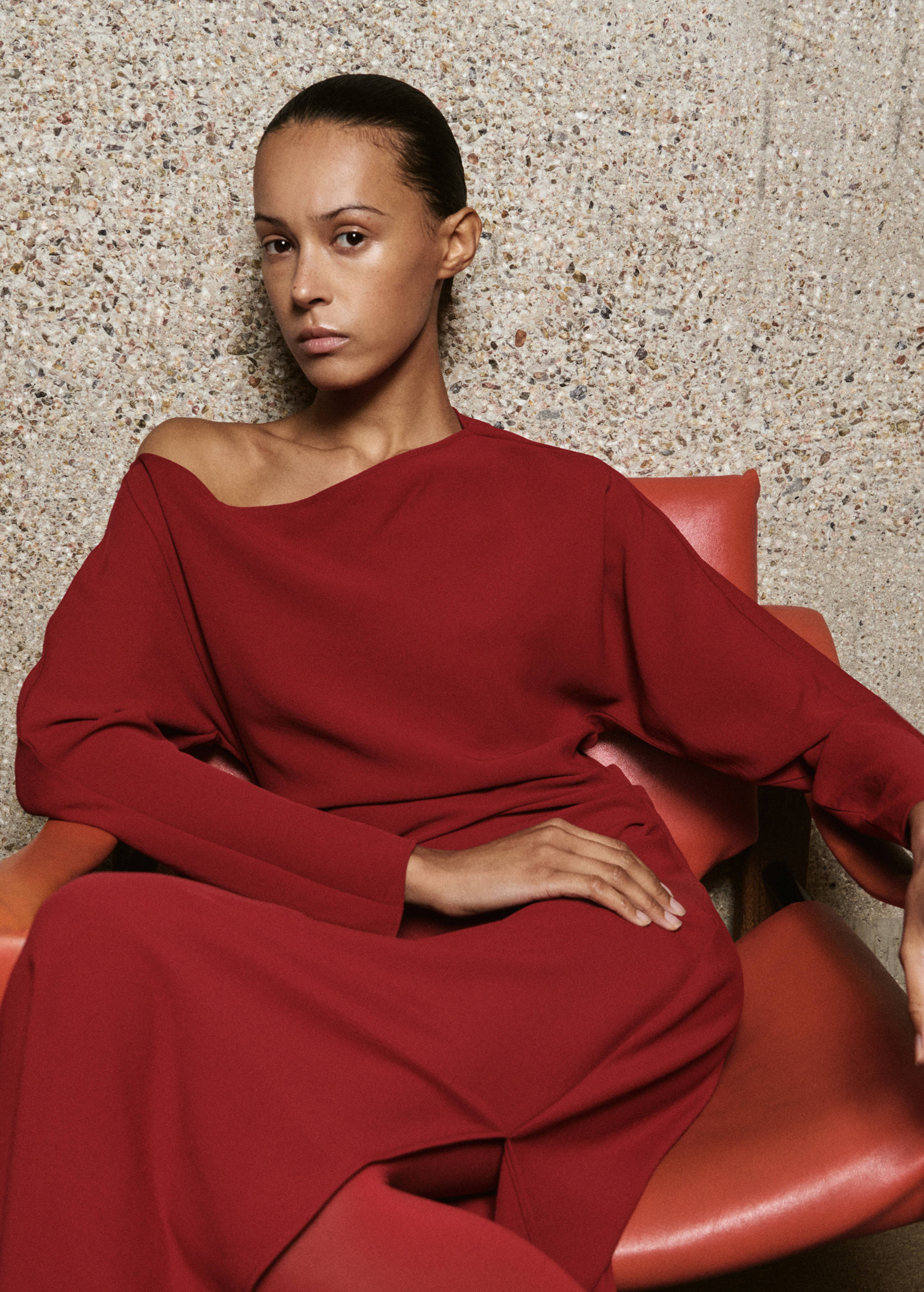 Boat-neck ruched dress - Details of the article 1