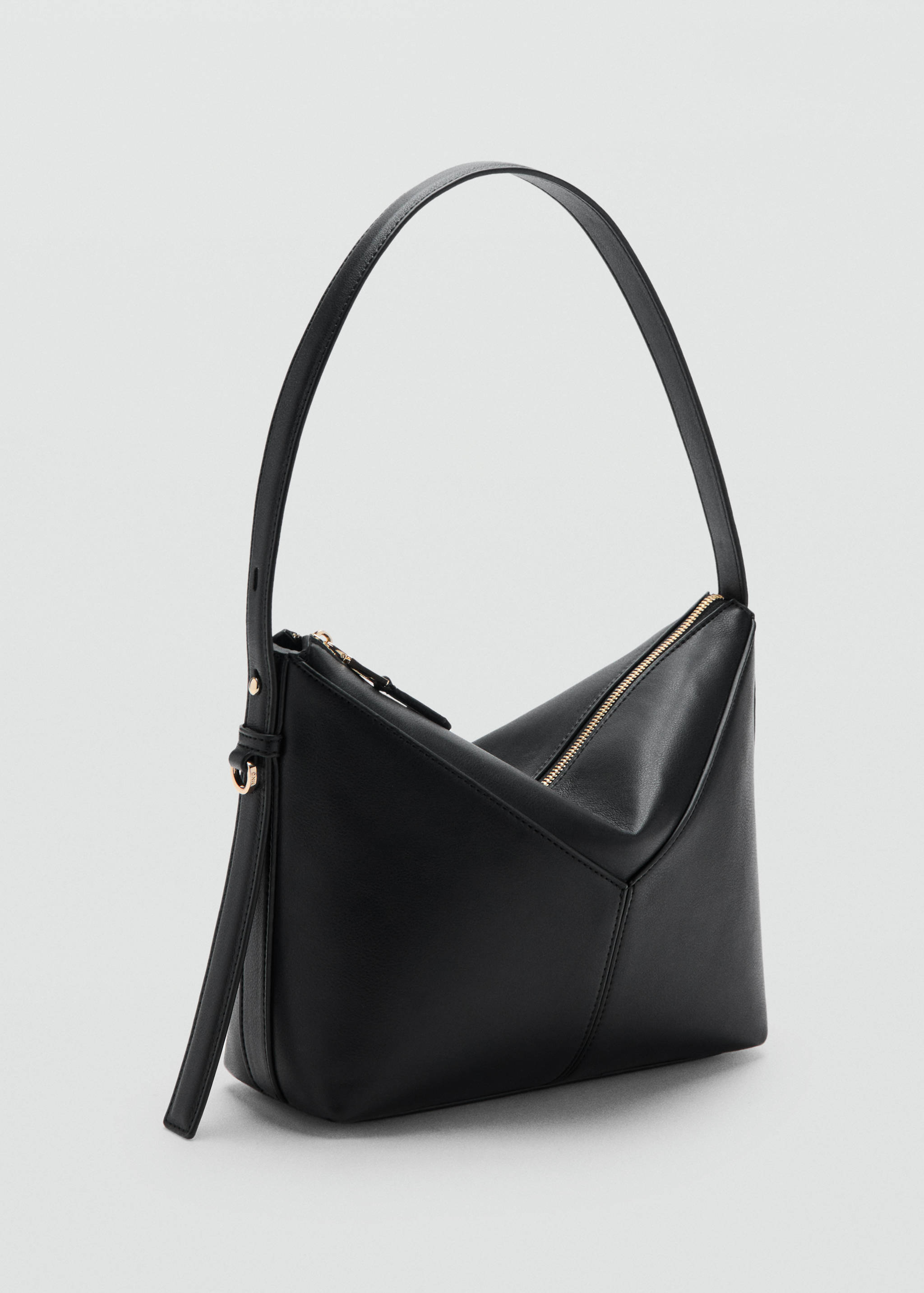 Axelväska med justerbar axelrem - Bild av mittparti