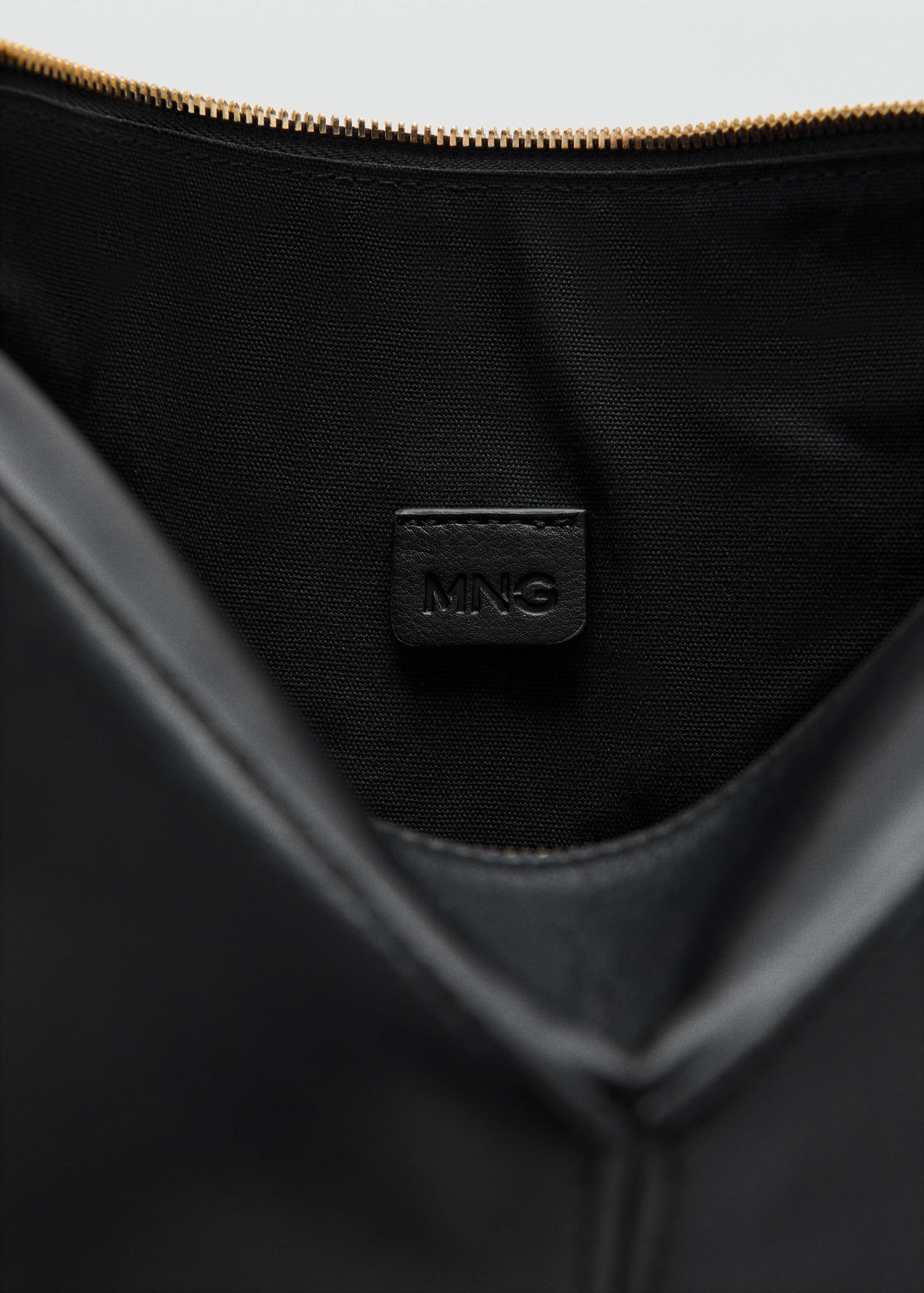 Axelväska med justerbar axelrem - Detaljer om artikeln 2