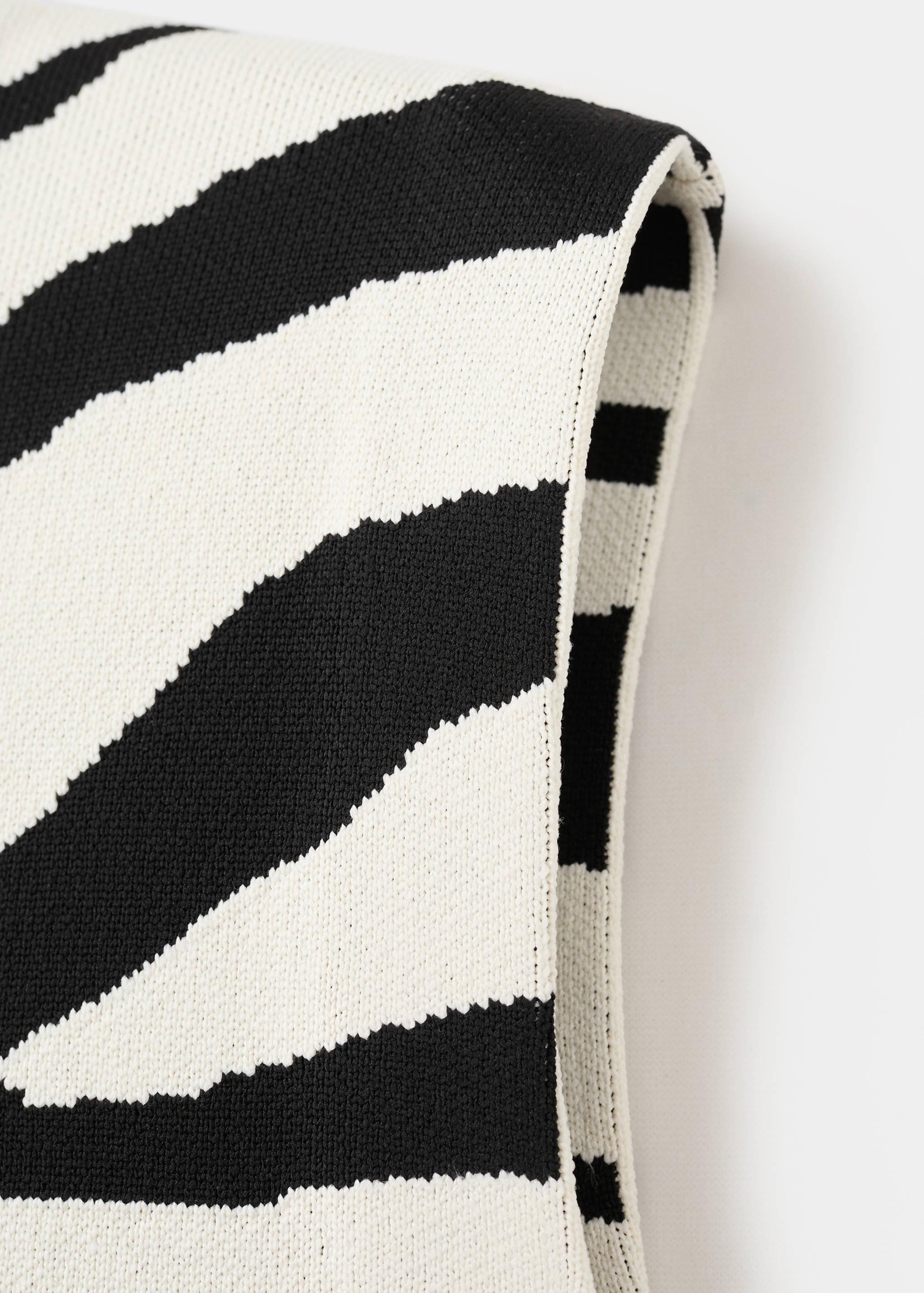 Zebra print knit top - Details of the article 8