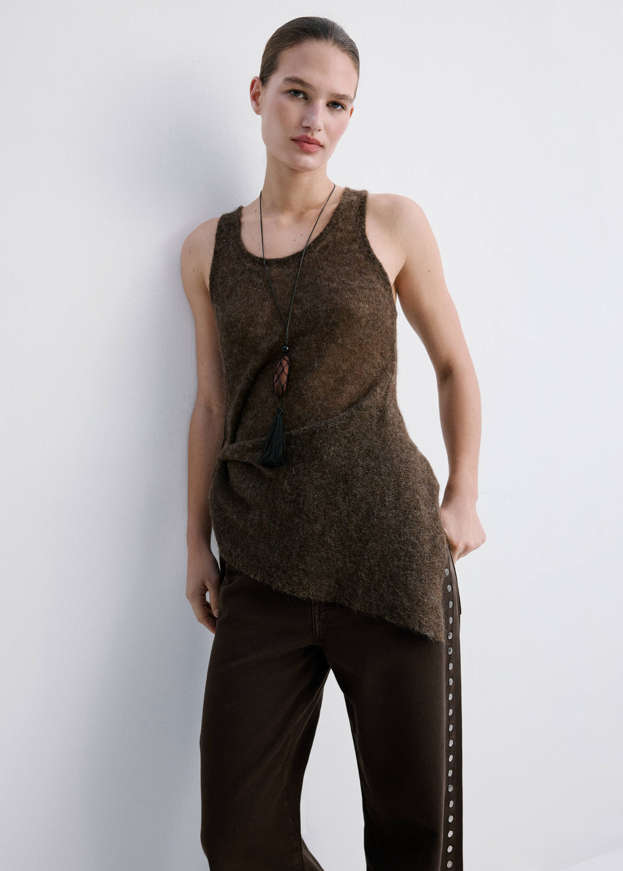 Wide leg studded jeans - Details of the article 1