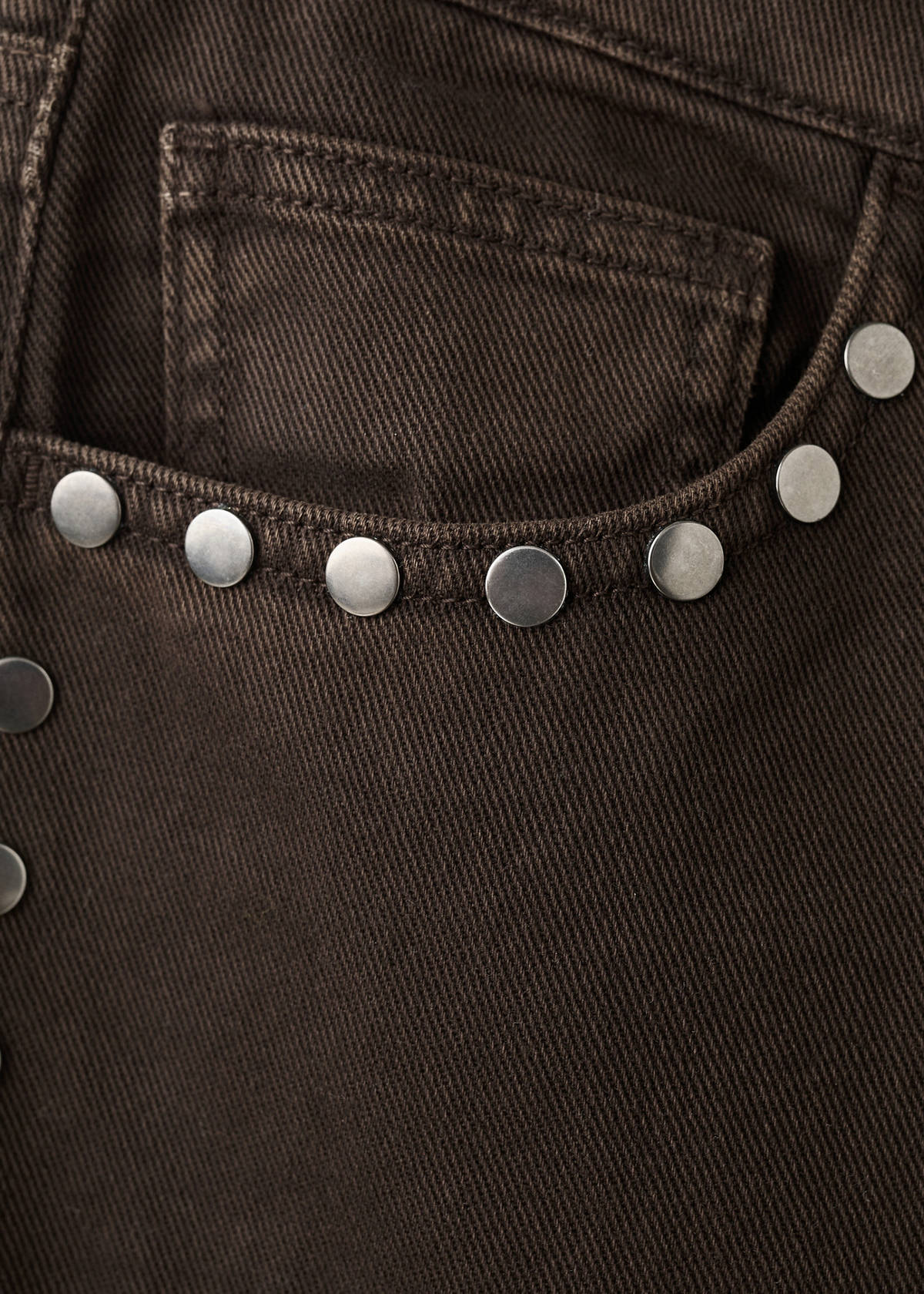 Wide leg studded jeans — Chocolate