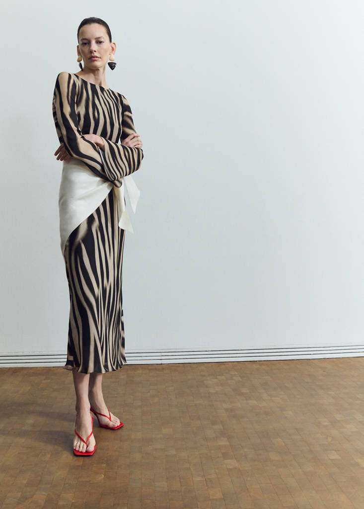 MANGO - Robe évasée imprimé animal noir - L