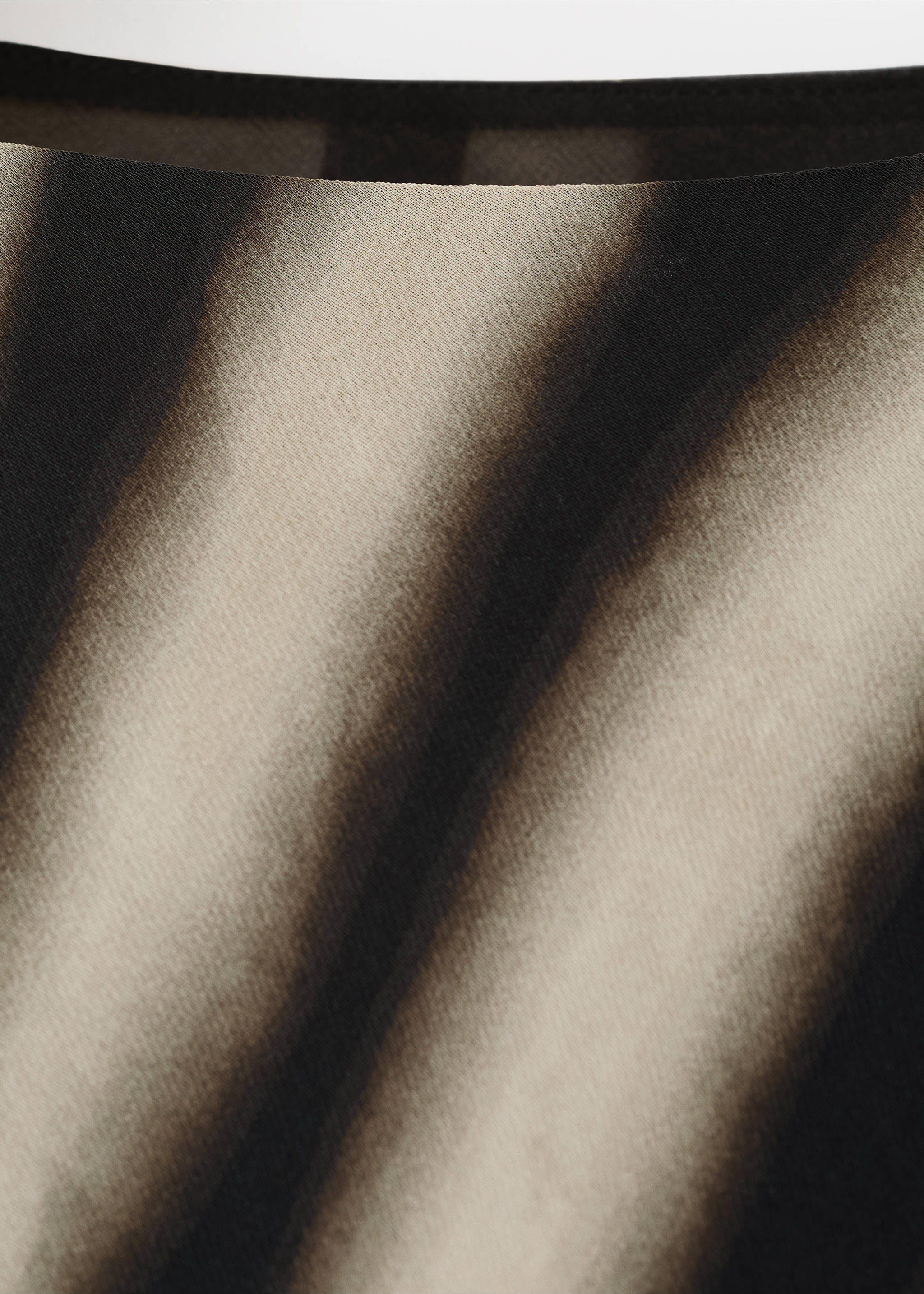 Robe évasée imprimé animal - Détail de l'article 0, Noir. Ref: 27014105-00.