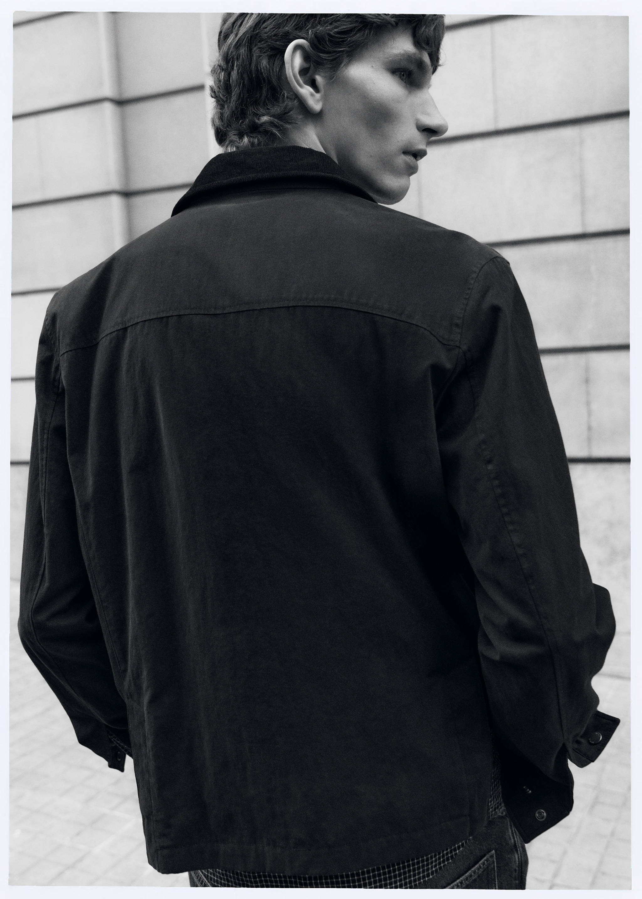 Water-repellent jacket with corduroy collar - Details of the article 5