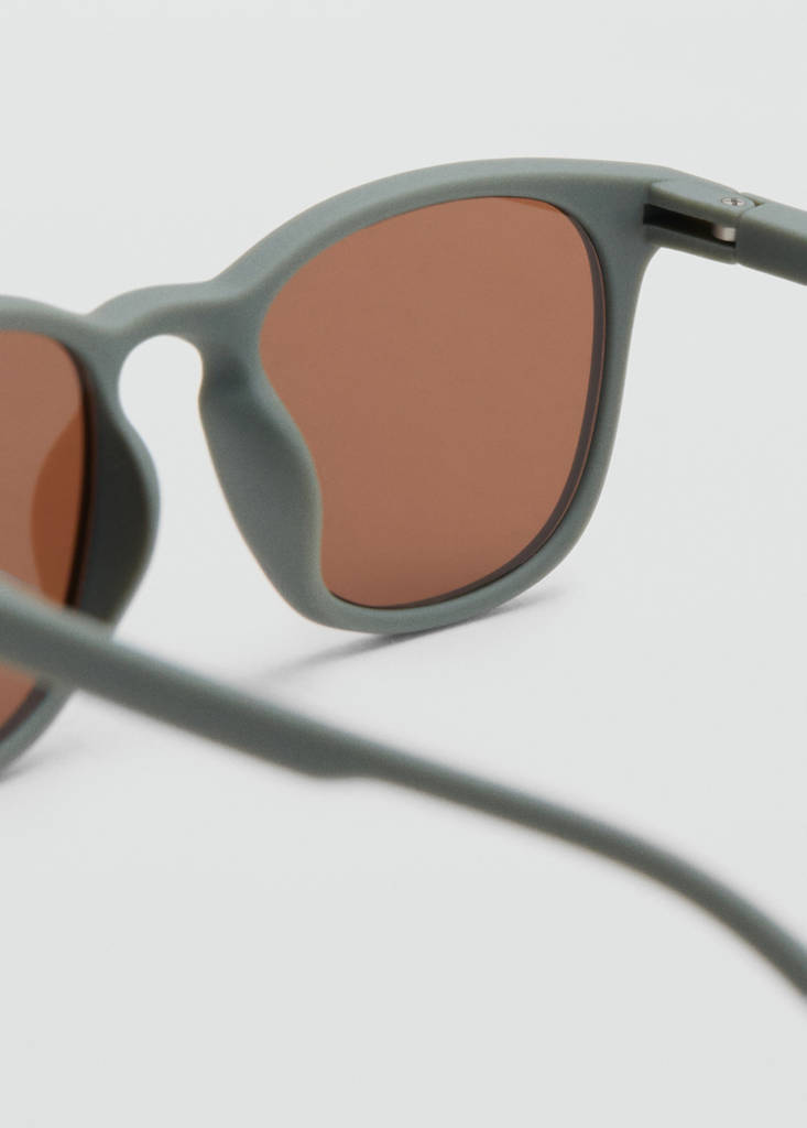 Square sunglasses — Khaki
