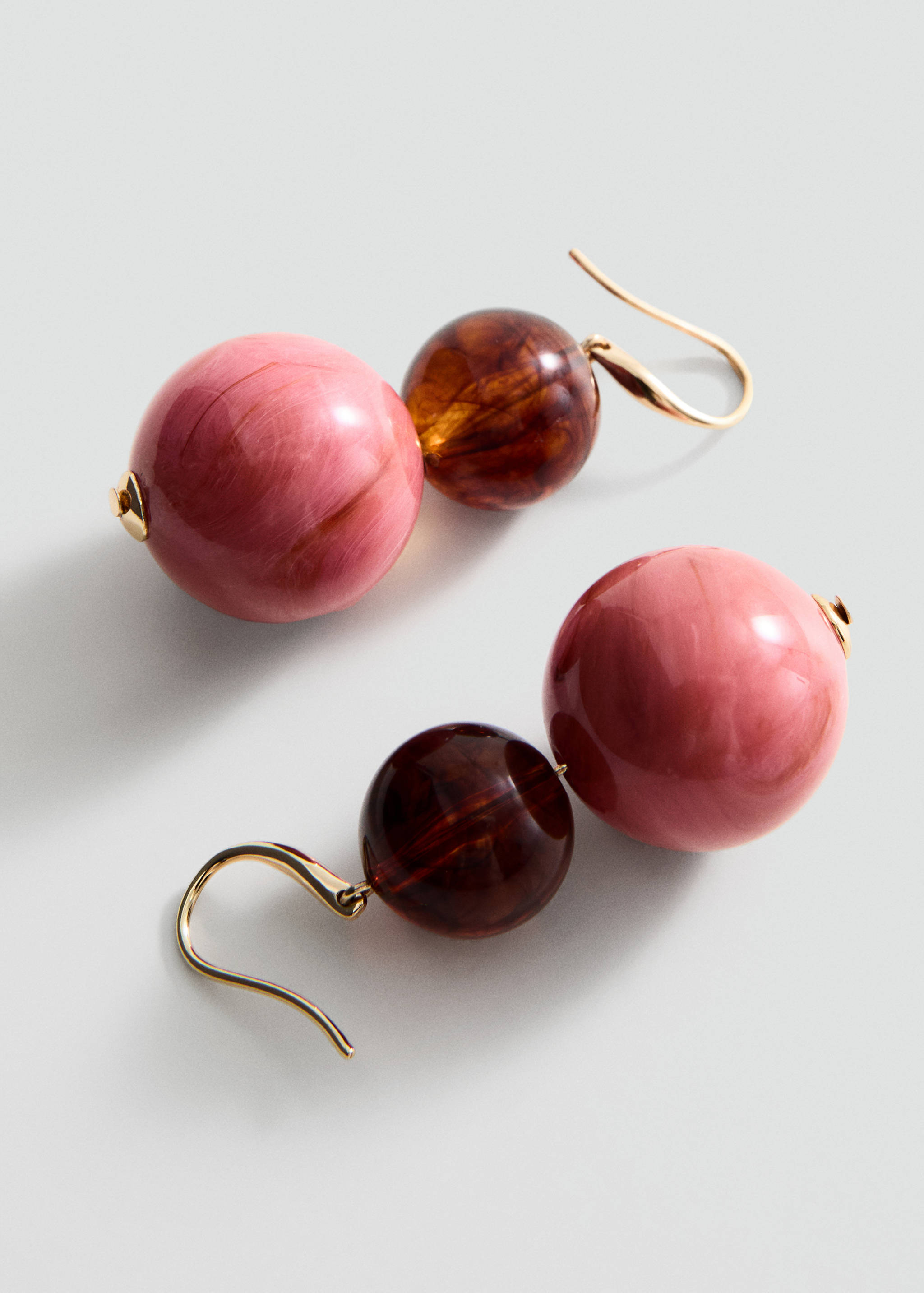 Combined bead earrings - Details of the article 1