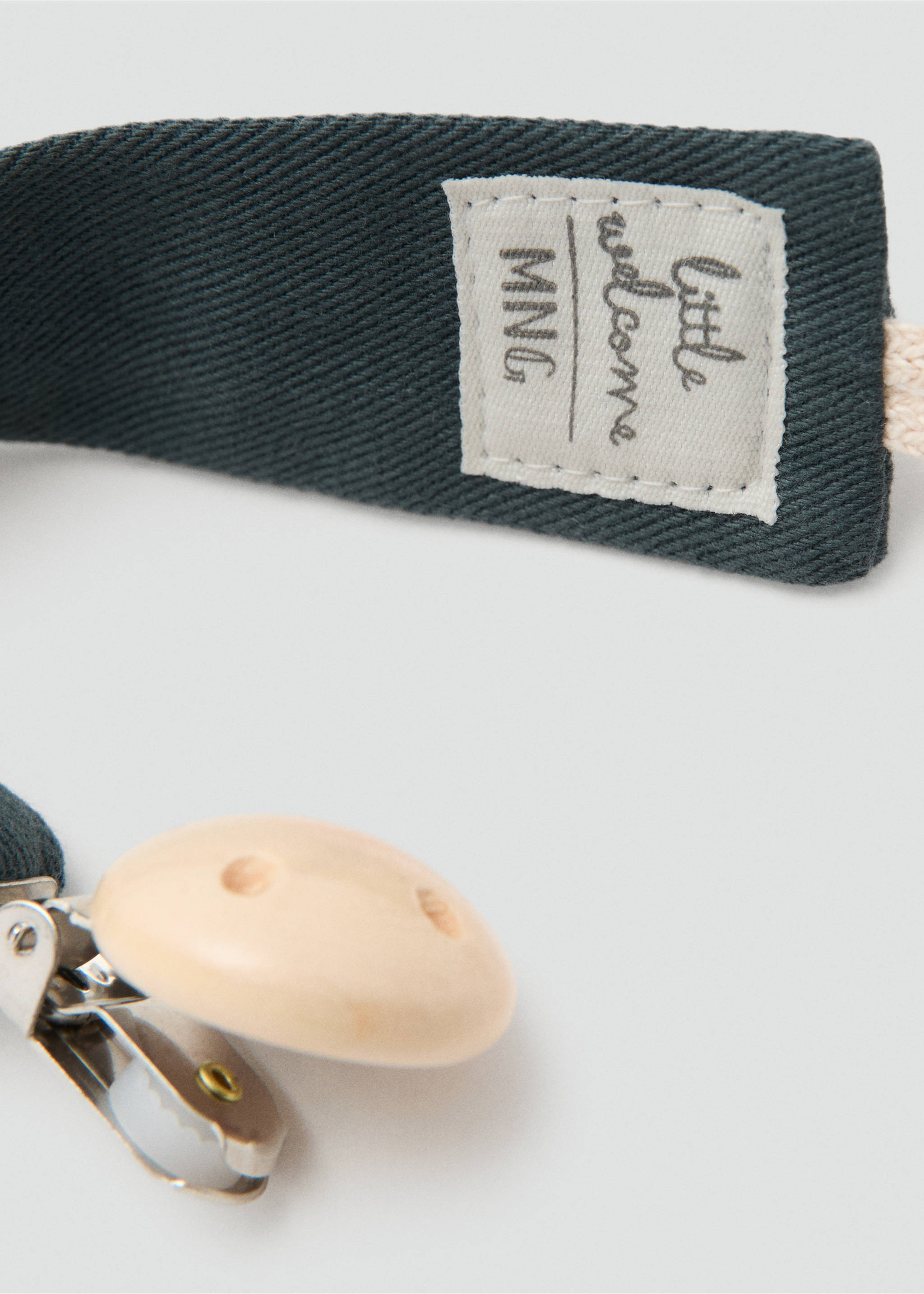 Pacifier holder brooch - Medium plane, Green. Ref: 27014440-00.