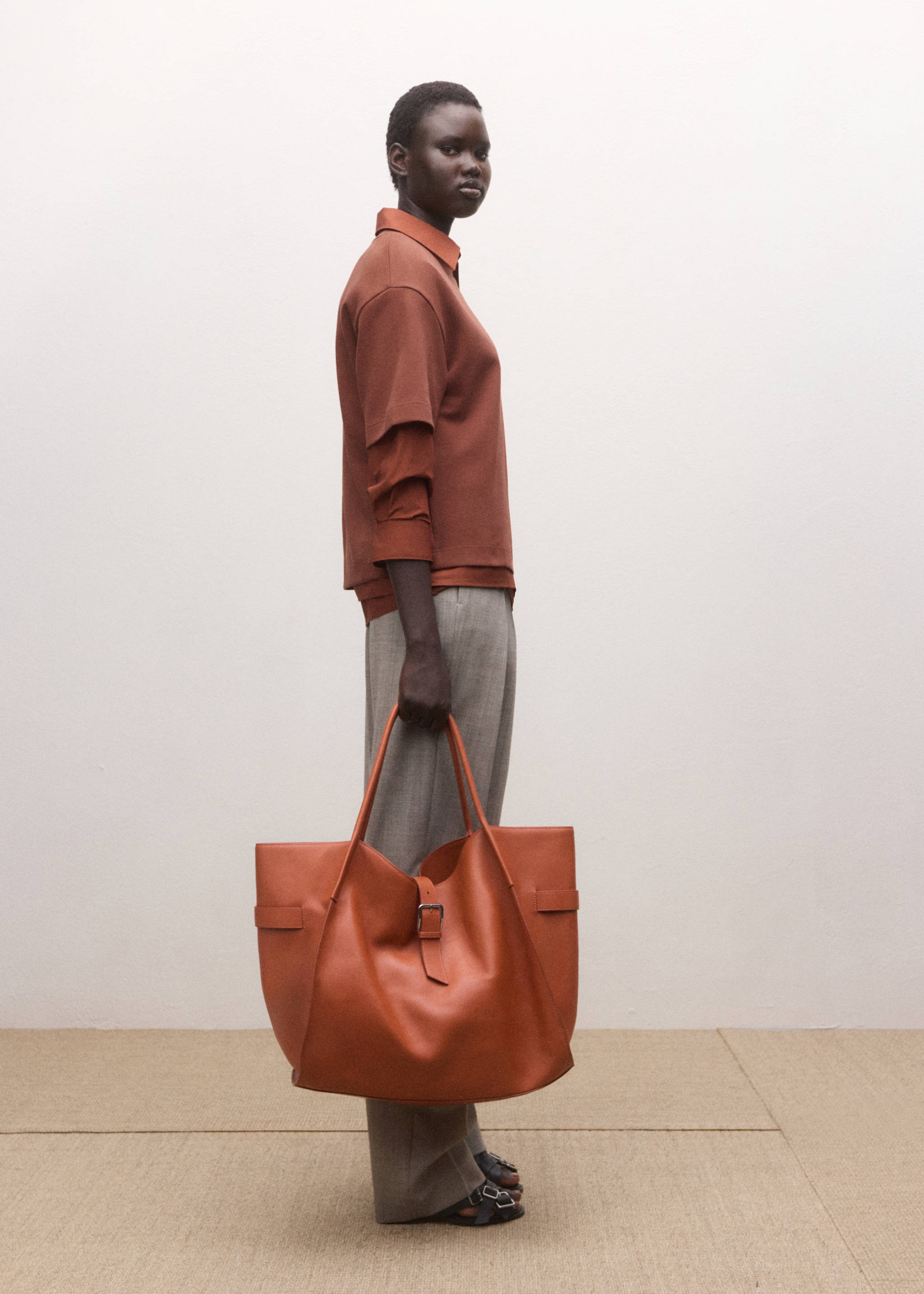 Oversized cotton t-shirt - Details of the article 2, Russet. Ref: 27014442-00.