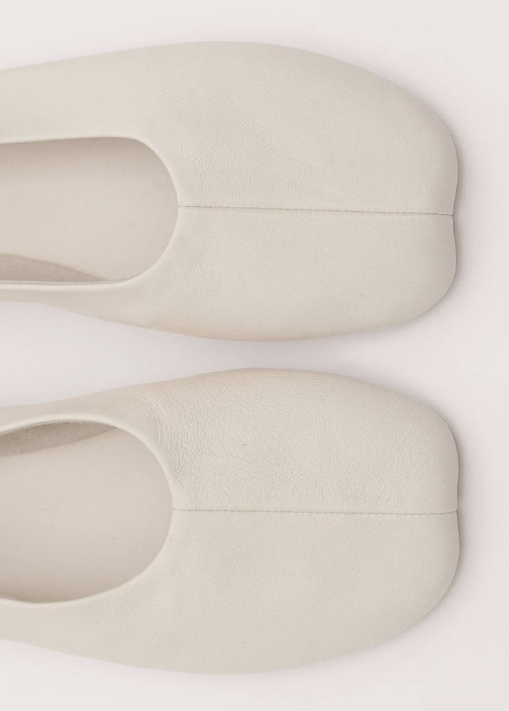 Leather ballet flats — Vanilla