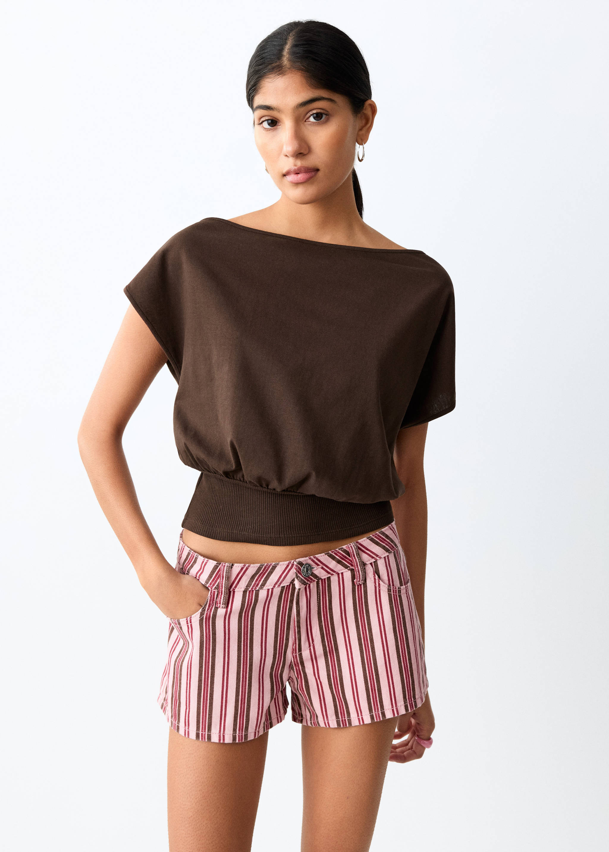 Samarreta coll barca frunzida - Pla mig