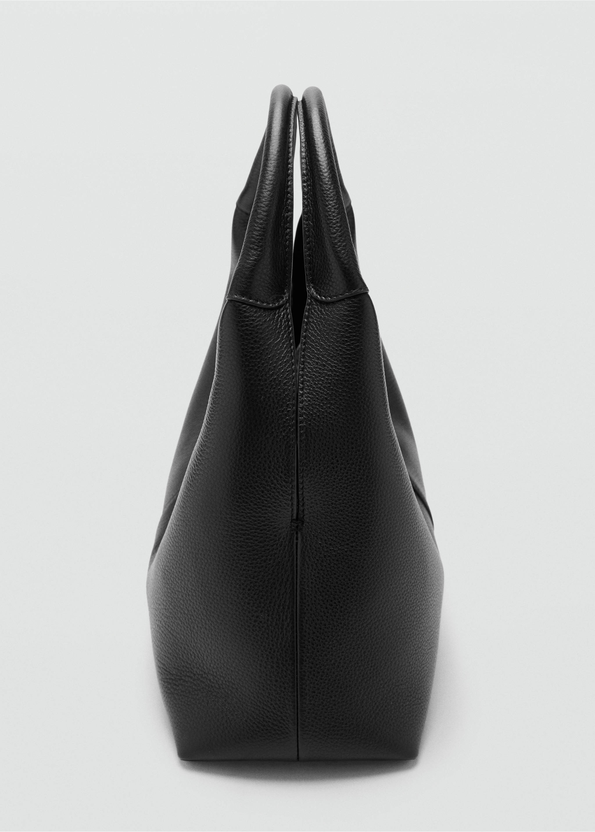 Stitched leather shoulder bag - Details of the article 1, Black. Ref: 27014790-00.