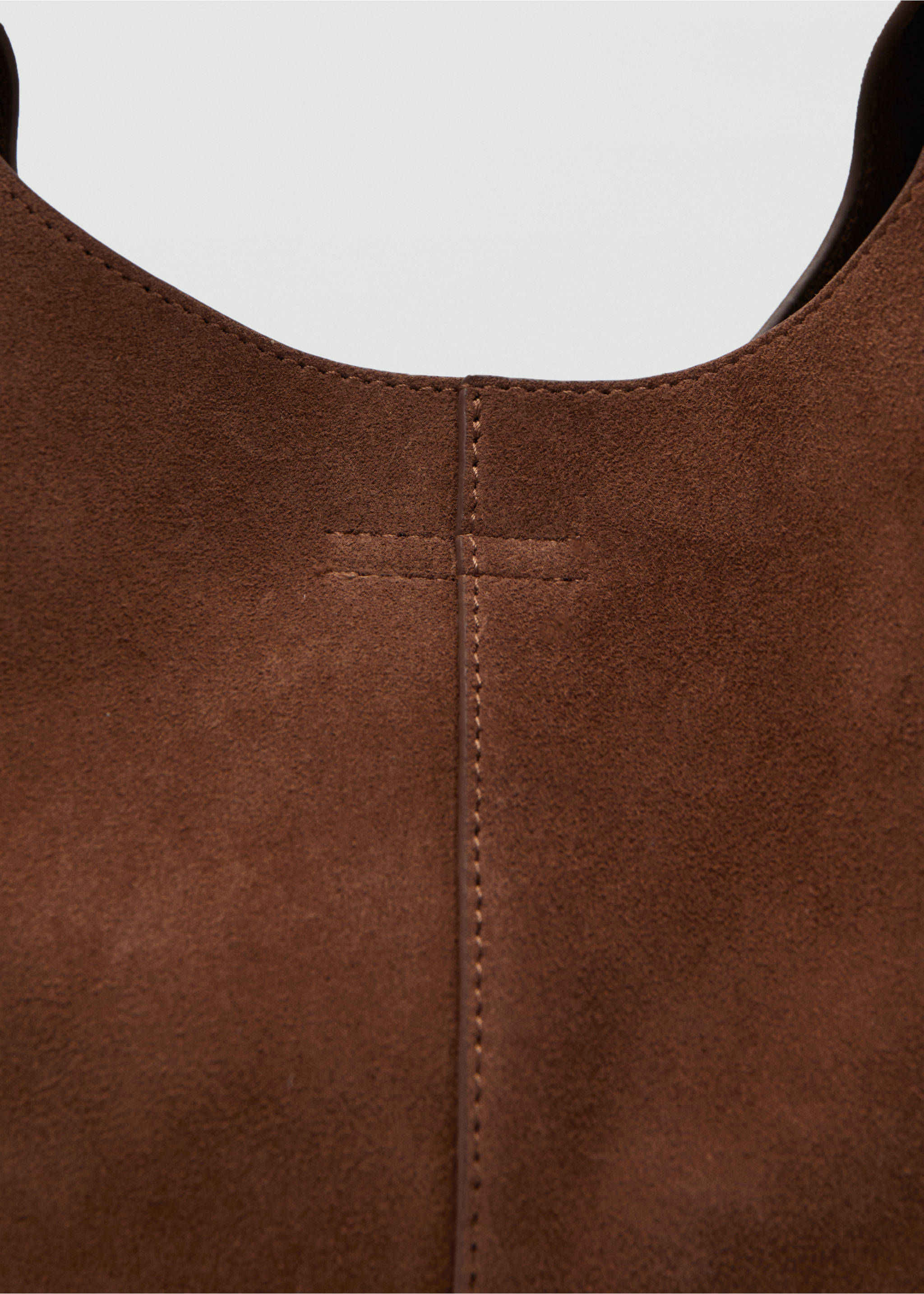 Замшевая сумка через плечо с декоративной строчкой - Деталь изделия 3, Коричневый. Ref: 27014791-00.