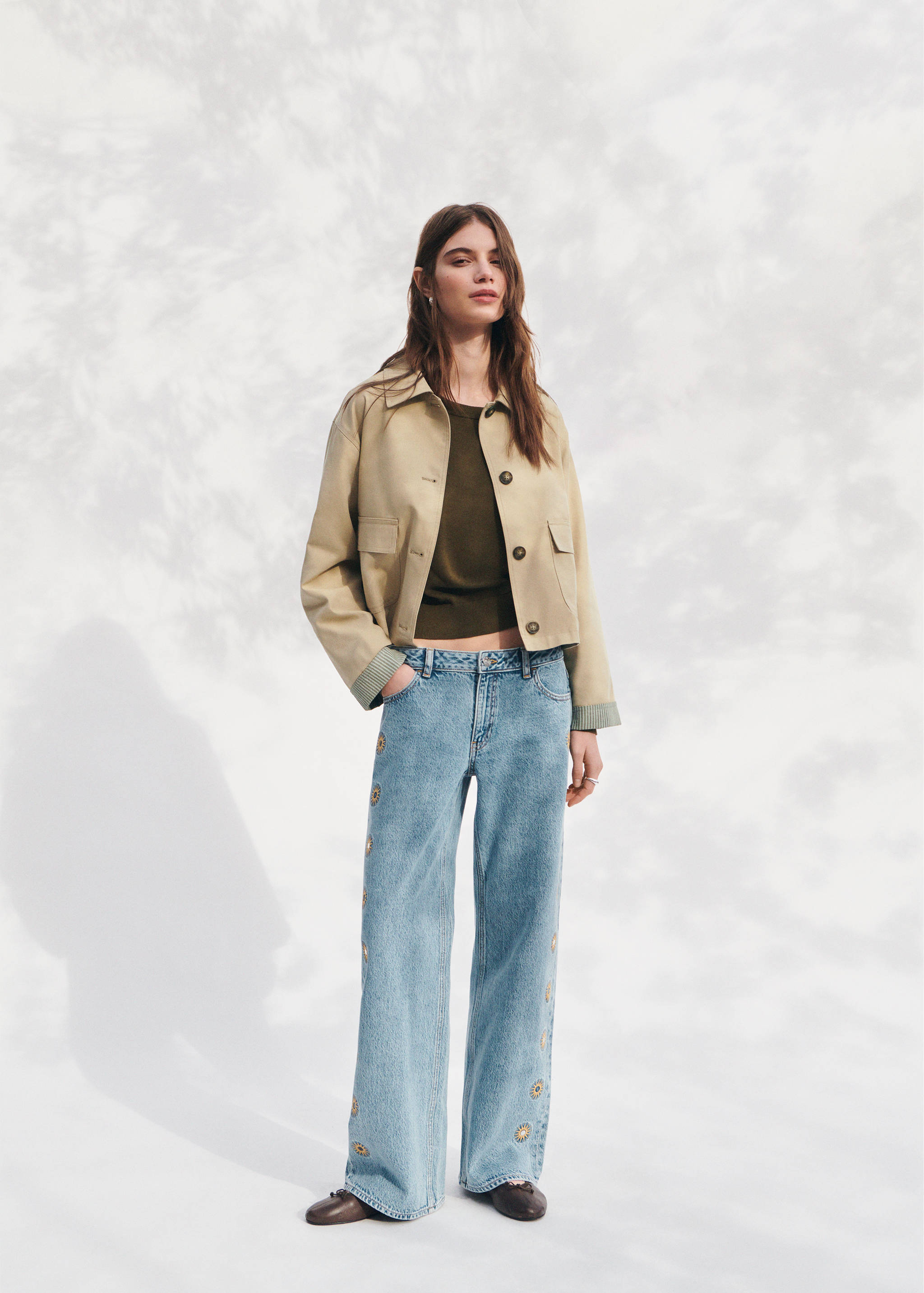 Embroidered straight-leg jeans - Details of the article 5