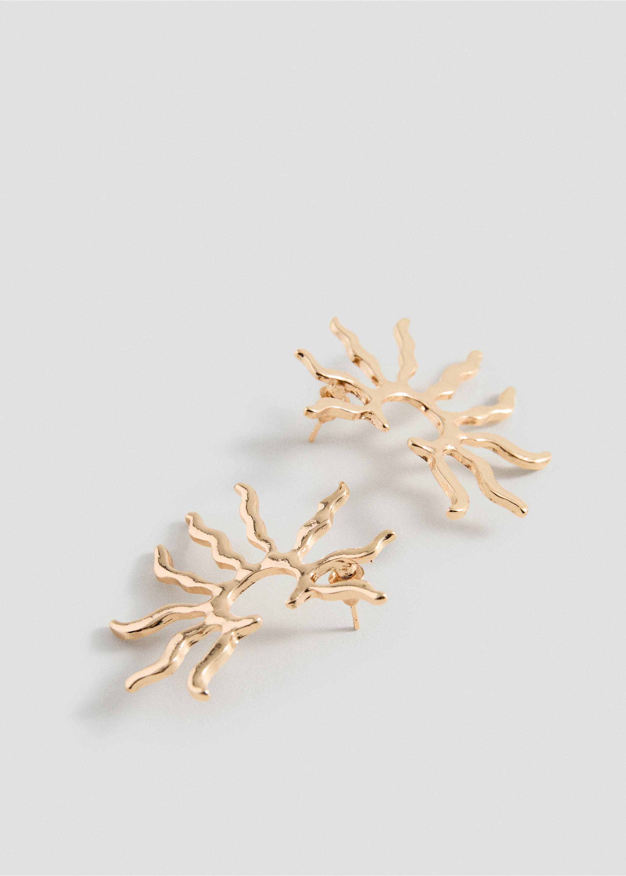 Pendientes diseño sol - Plano medio, Oro. Ref: 27015181-00.