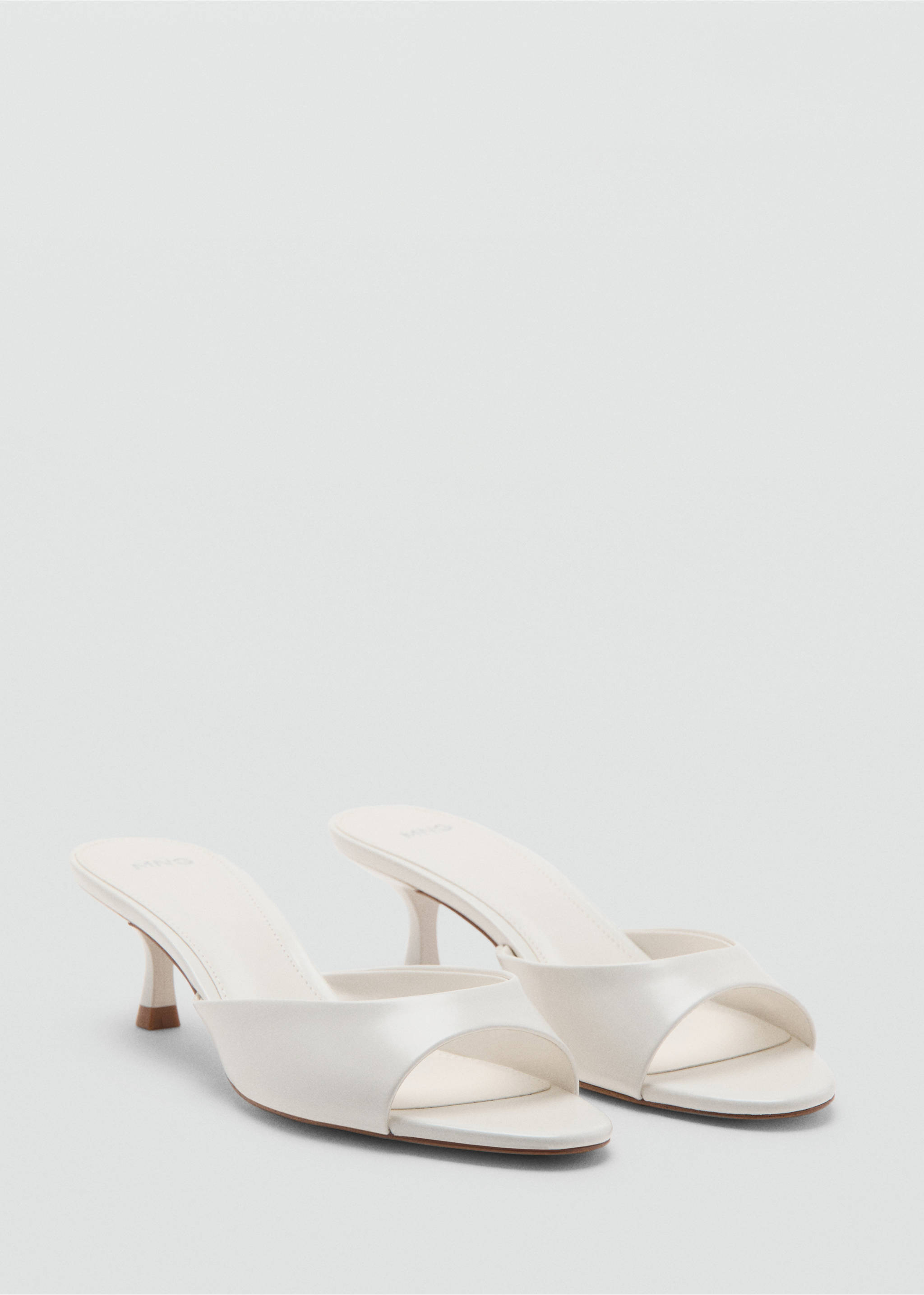 Kitten-heel sandals with strap - Medium plane, White. Ref: 27015820-00.