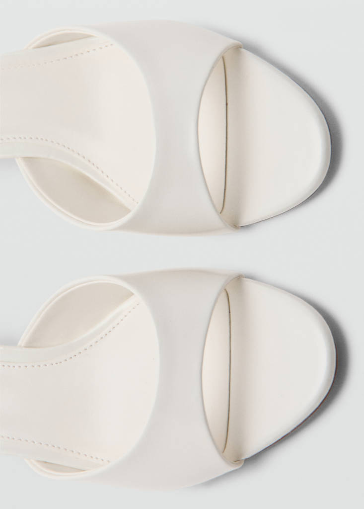 Kitten-heel sandals with strap — White