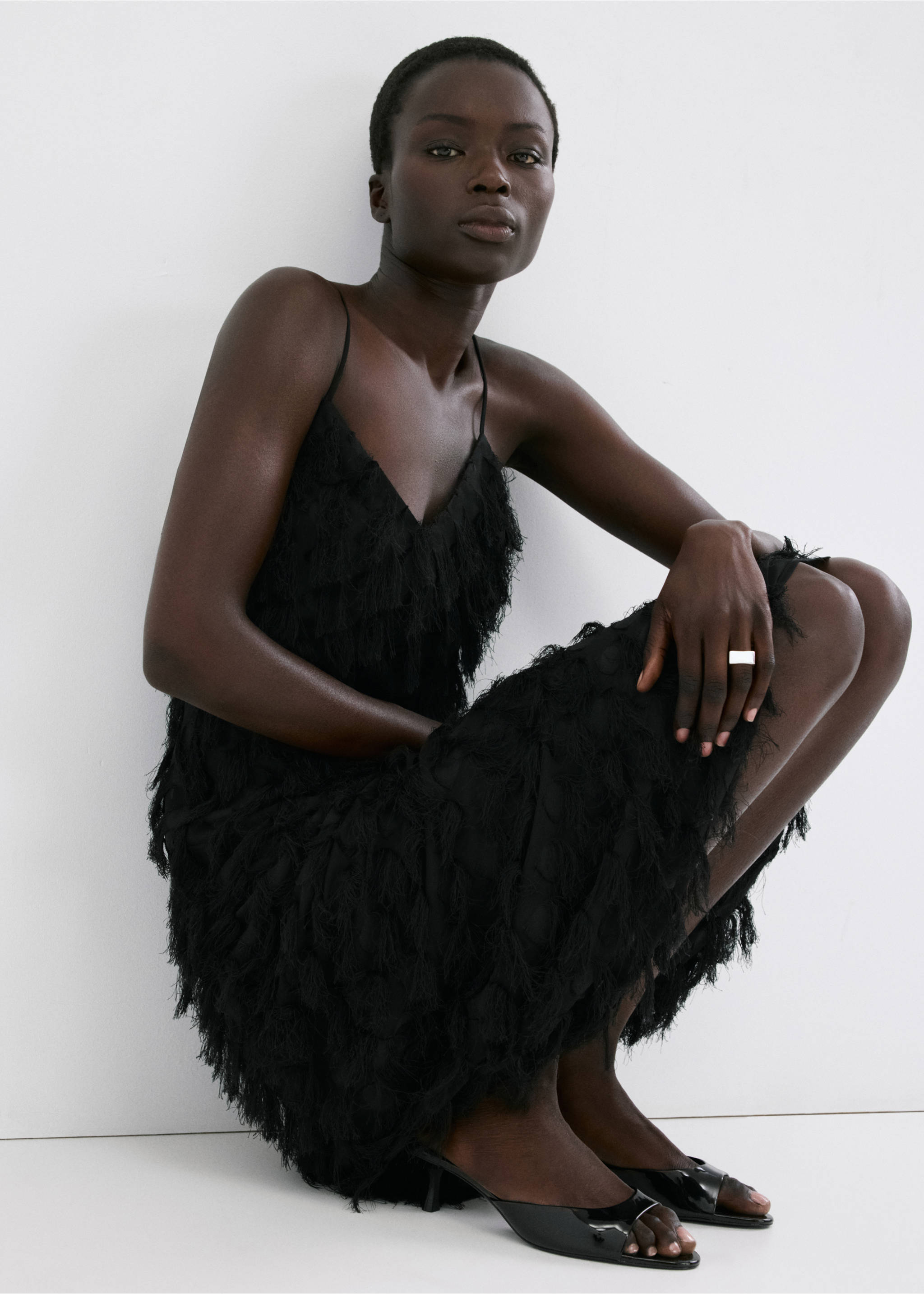 Kitten-heel sandals with strap - General plane, Black. Ref: 27015820-00.