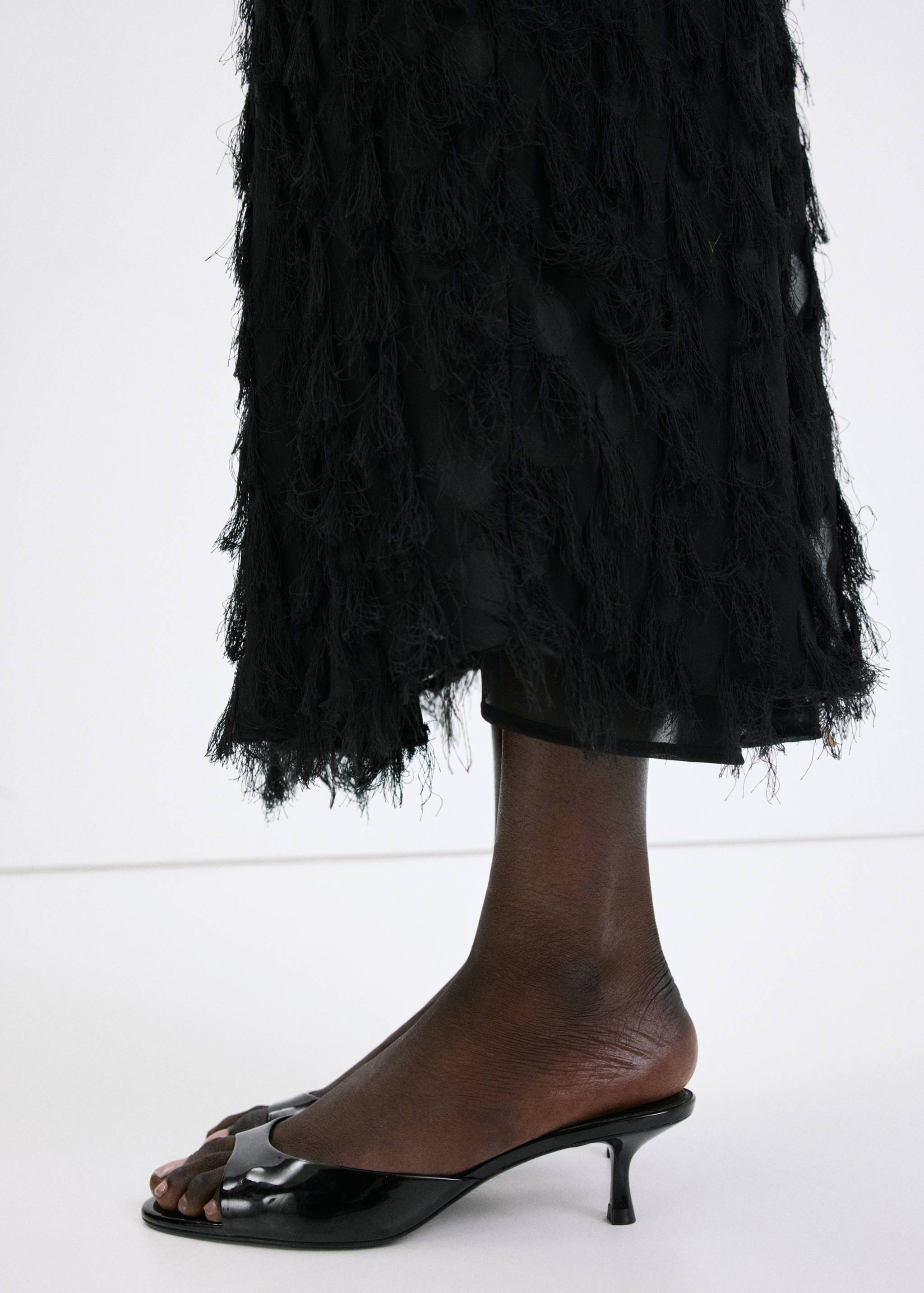 Kitten-heel sandals with strap - Details of the article 9