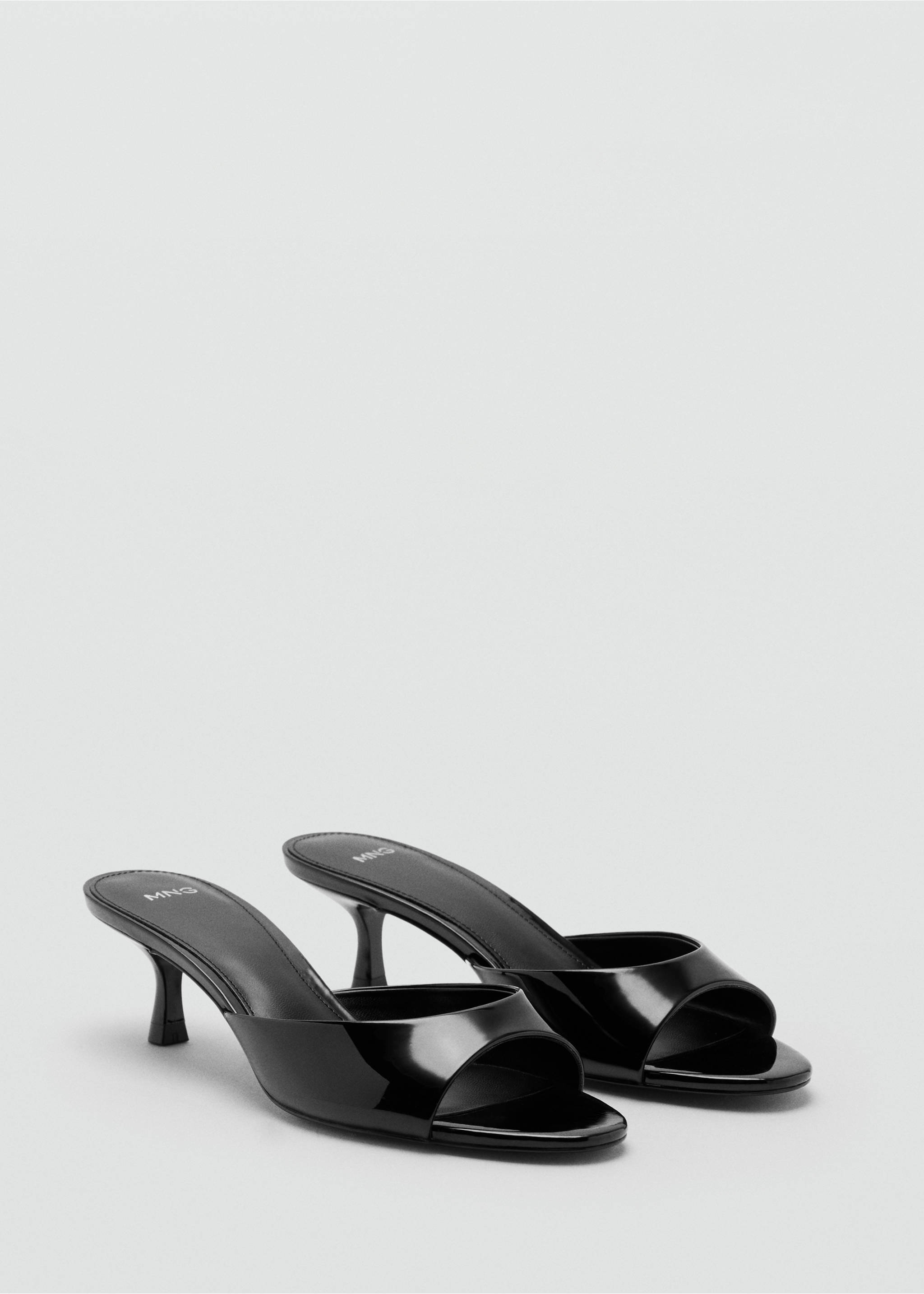Kitten-heel sandals with strap - Medium plane, Black. Ref: 27015820-00.